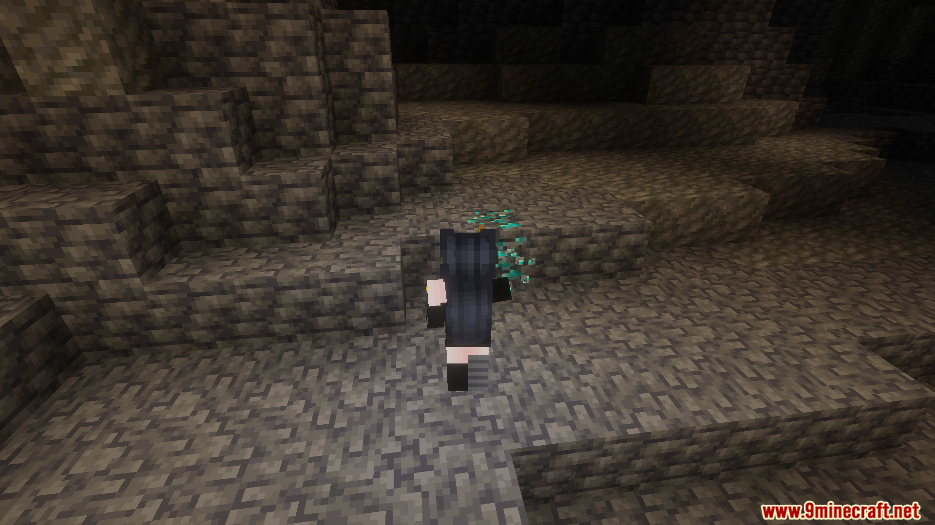 Howard Survival Addon Screenshot 10 Player character discovering diamond ore blocks while exploring a dark underground cave