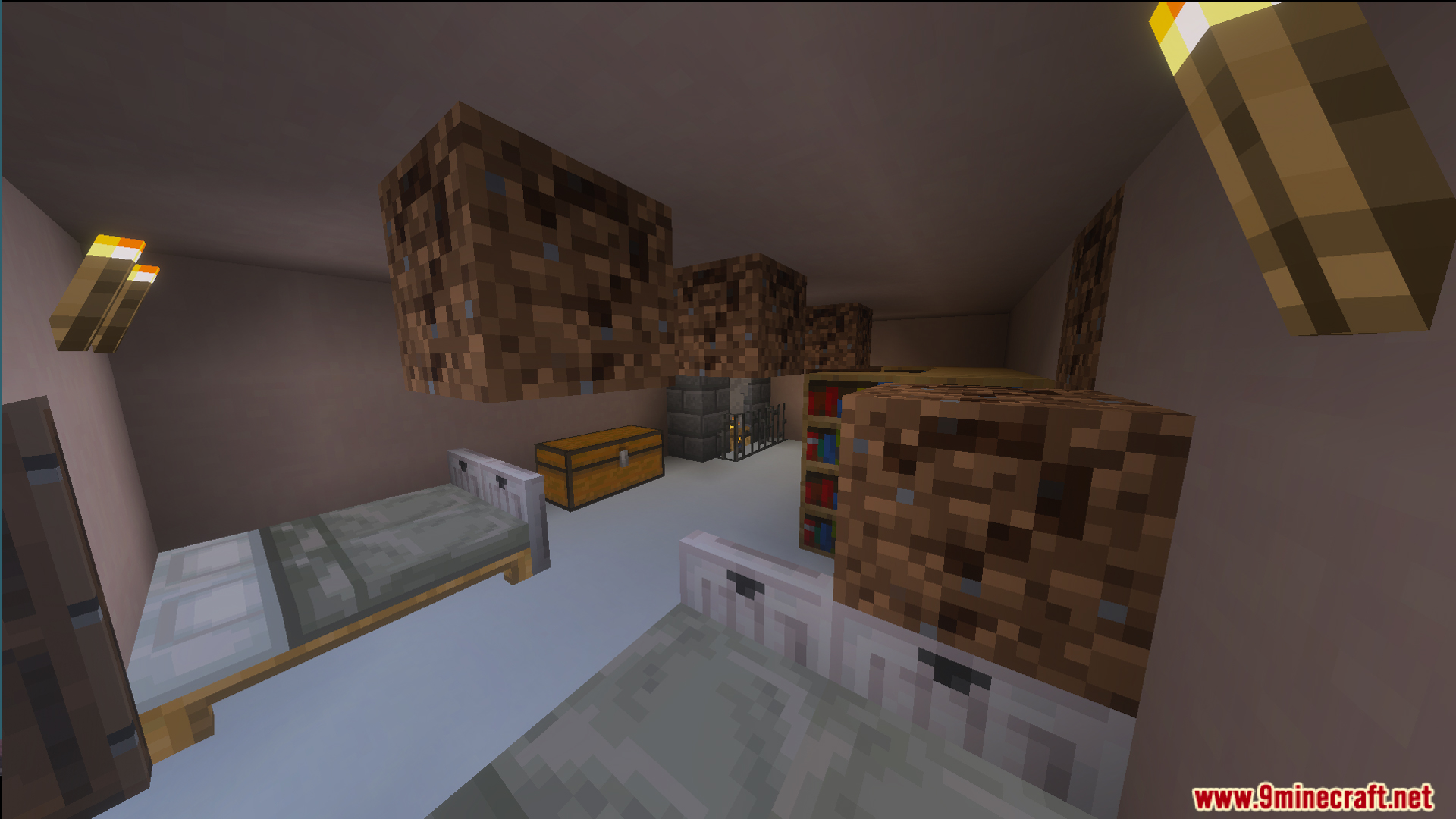 Immersion Moscow Map Screenshot 11 A cozy apartment interior featuring beds and a starting chest for items
