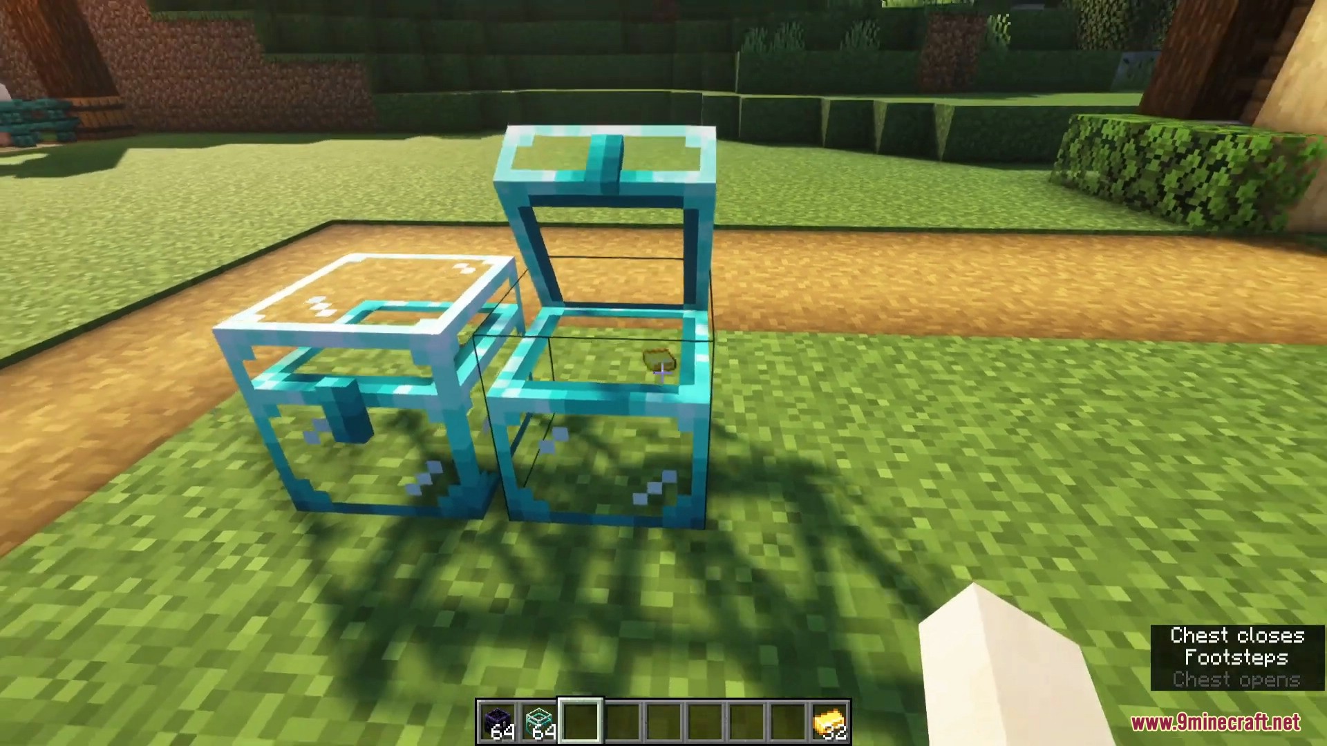 Right-clicking a chest to reveal its expanded inventory