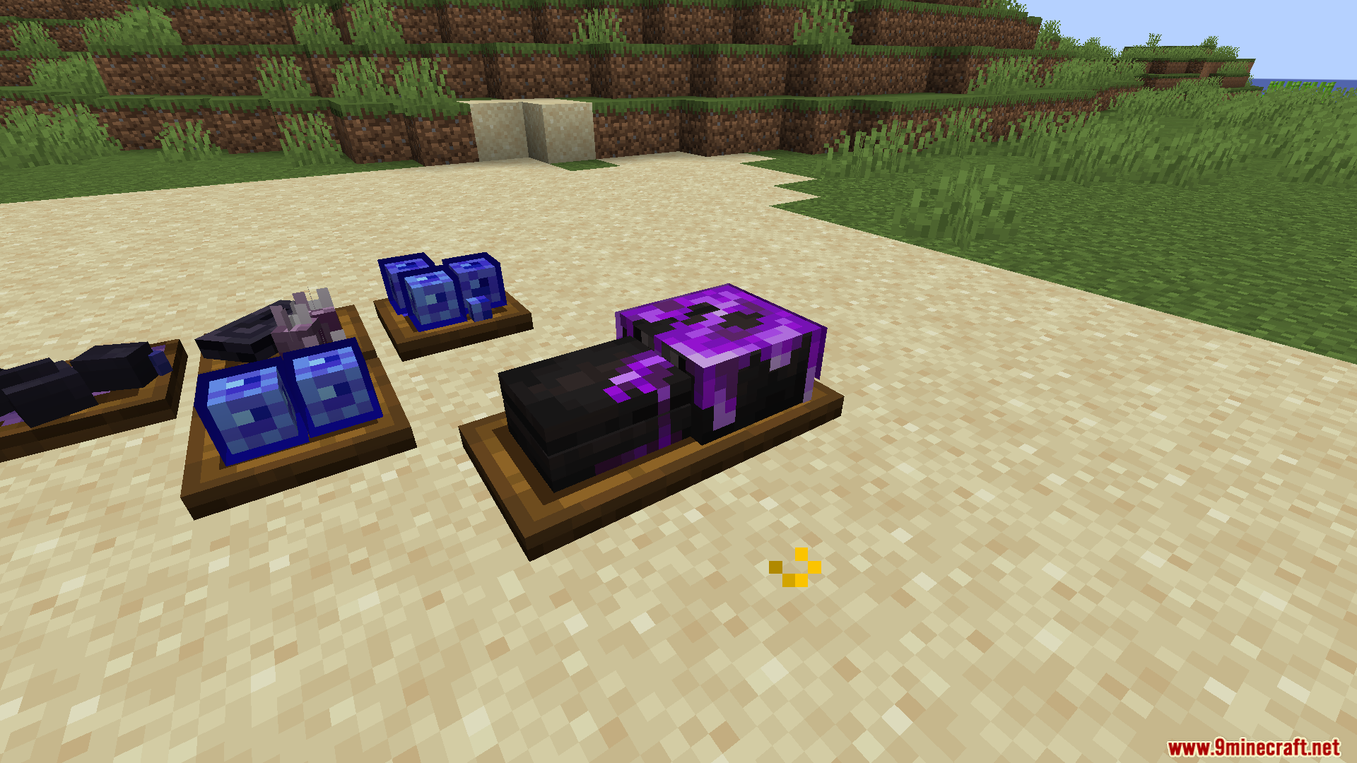 Kaleidoscope End Mod Screenshot 9 Various End dimension food items displayed on wooden trays on sand