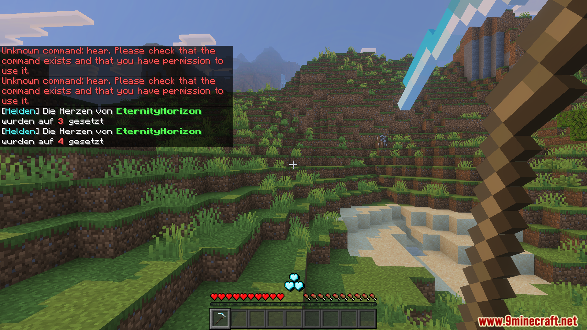M Helden Addon Screenshot 8 Chat messages showing heart count updates while looking at a hilly landscape