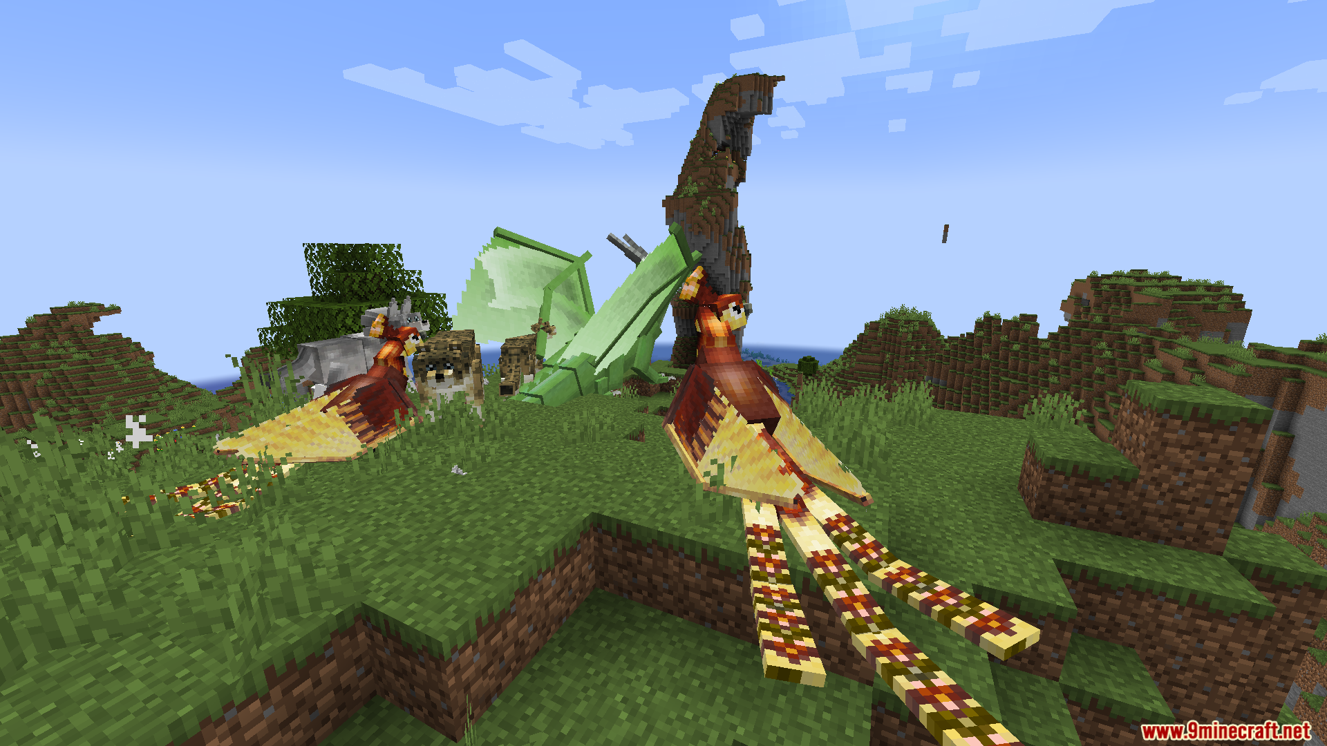Mythic Mounts PT BR Translation Resource Pack Screenshot 6 Two phoenixes and a green dragon resting on a grassy hill in Minecraft
