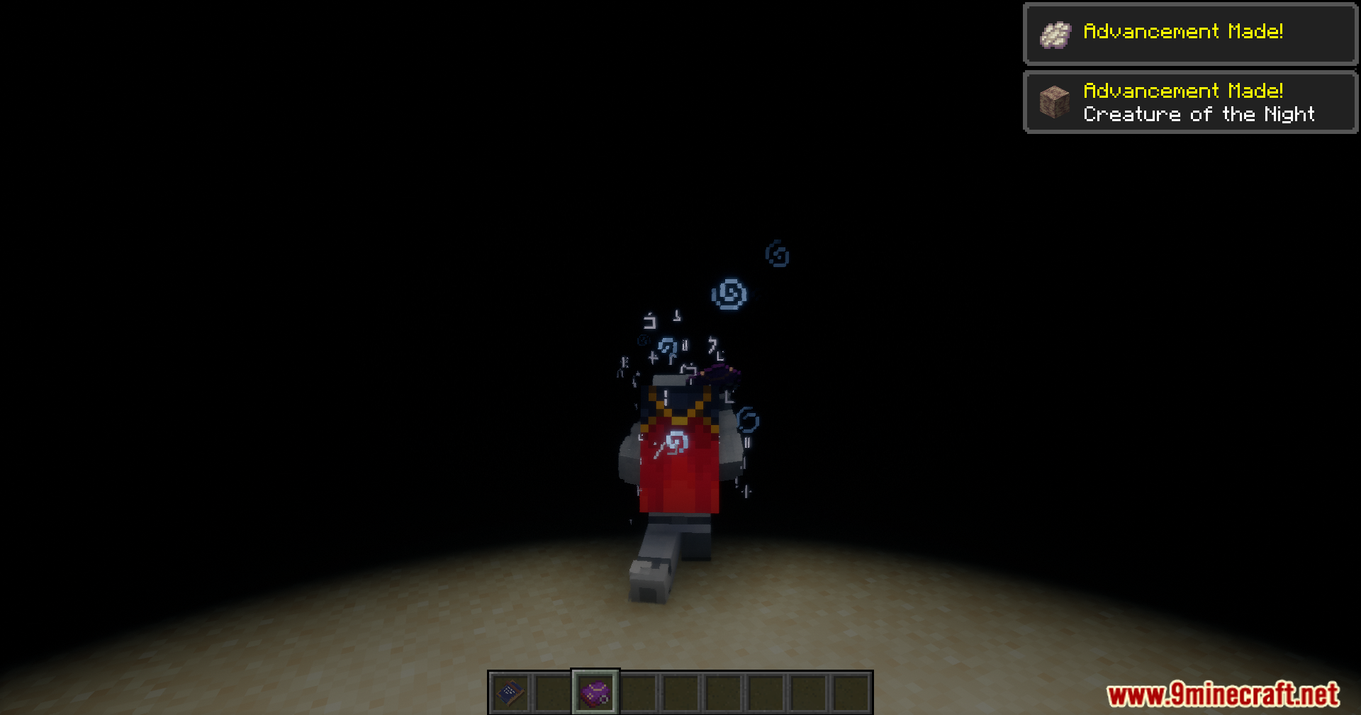 Player earning the Creature of the Night advancement in Shape Shifter Curse Mod