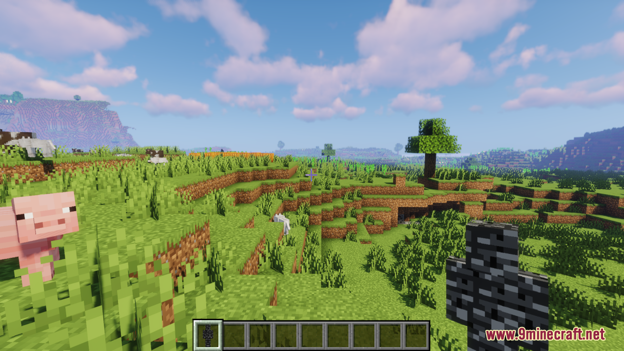 Skin Totem 3D Edition Resource Pack Screenshot 4 First person perspective of a player holding a custom 3D skin totem