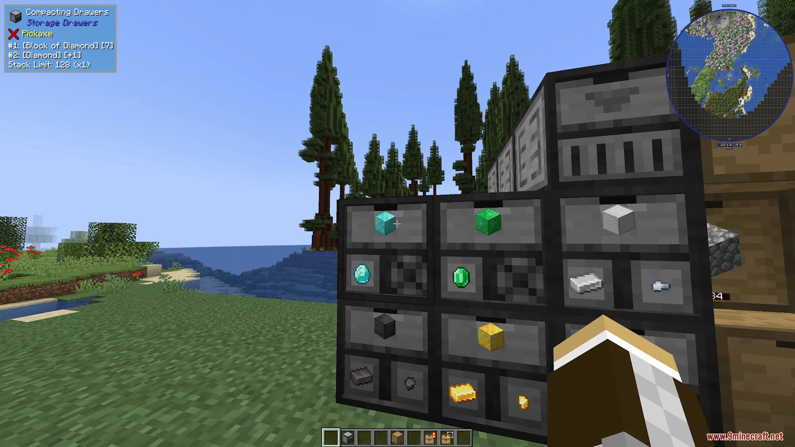 Watching my precious diamonds automatically compress into solid blocks is deeply satisfying.