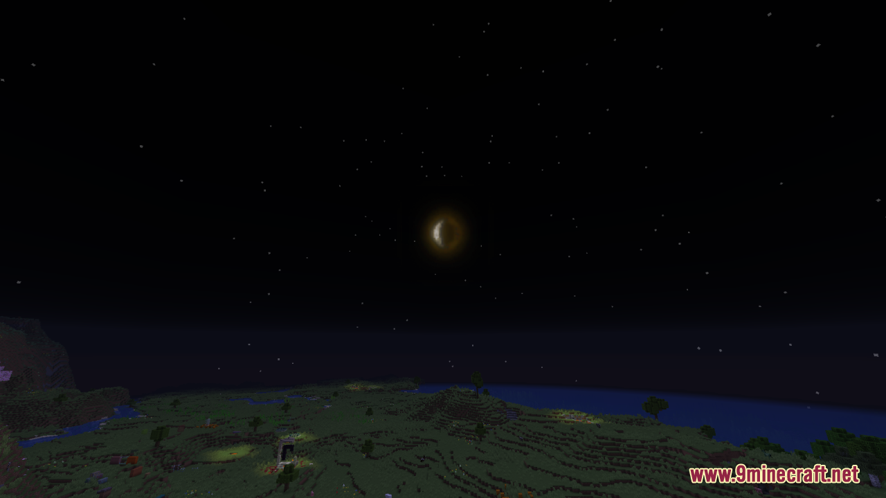 Sun & Moon Reimagined Resource Pack Screenshot 8 The night sky features a detailed crescent moon phase over a grassy biome