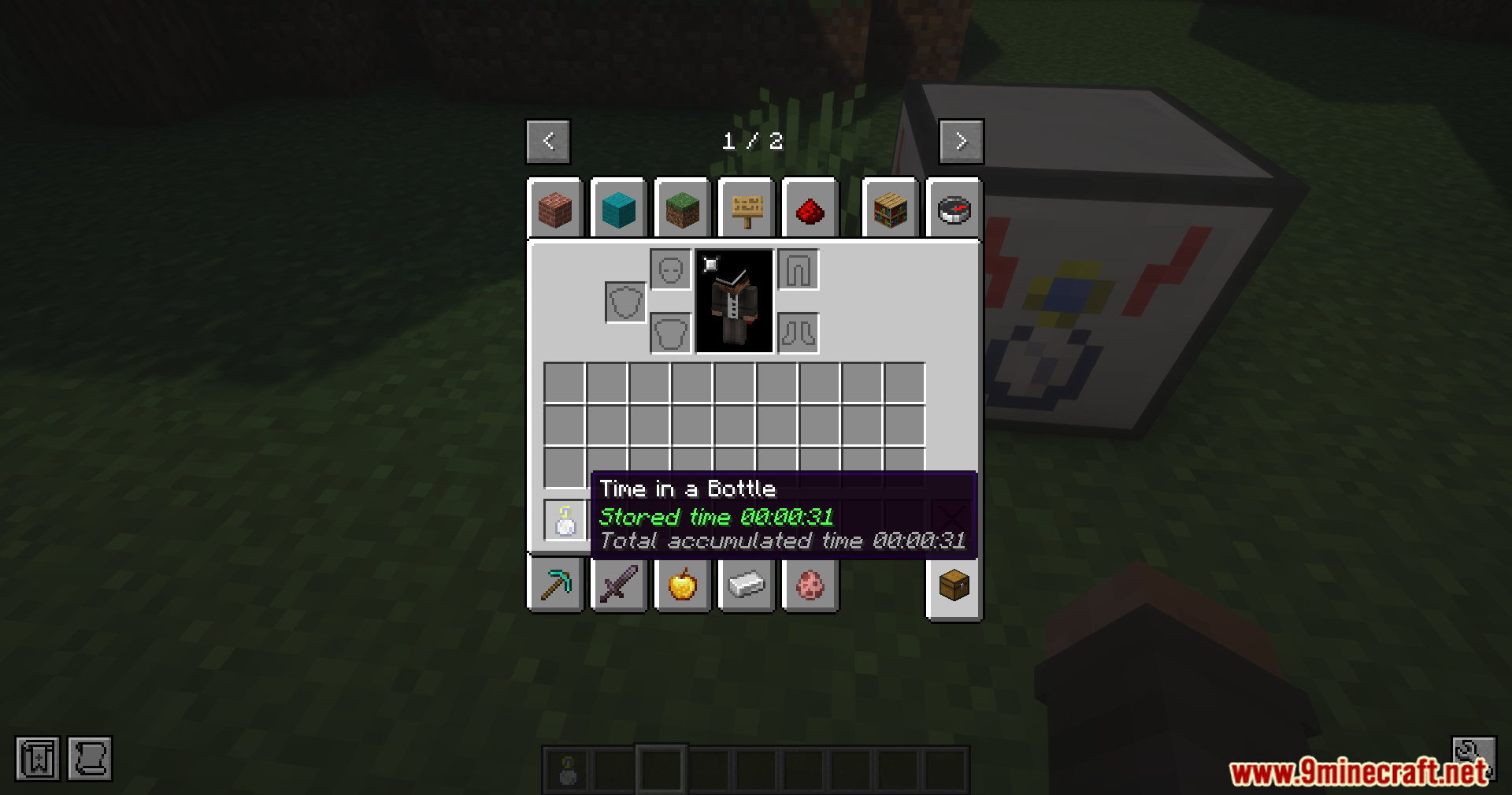 Time in a Bottle Charger Mod Screenshot 8 Player checking the stored time on a Time in a Bottle item