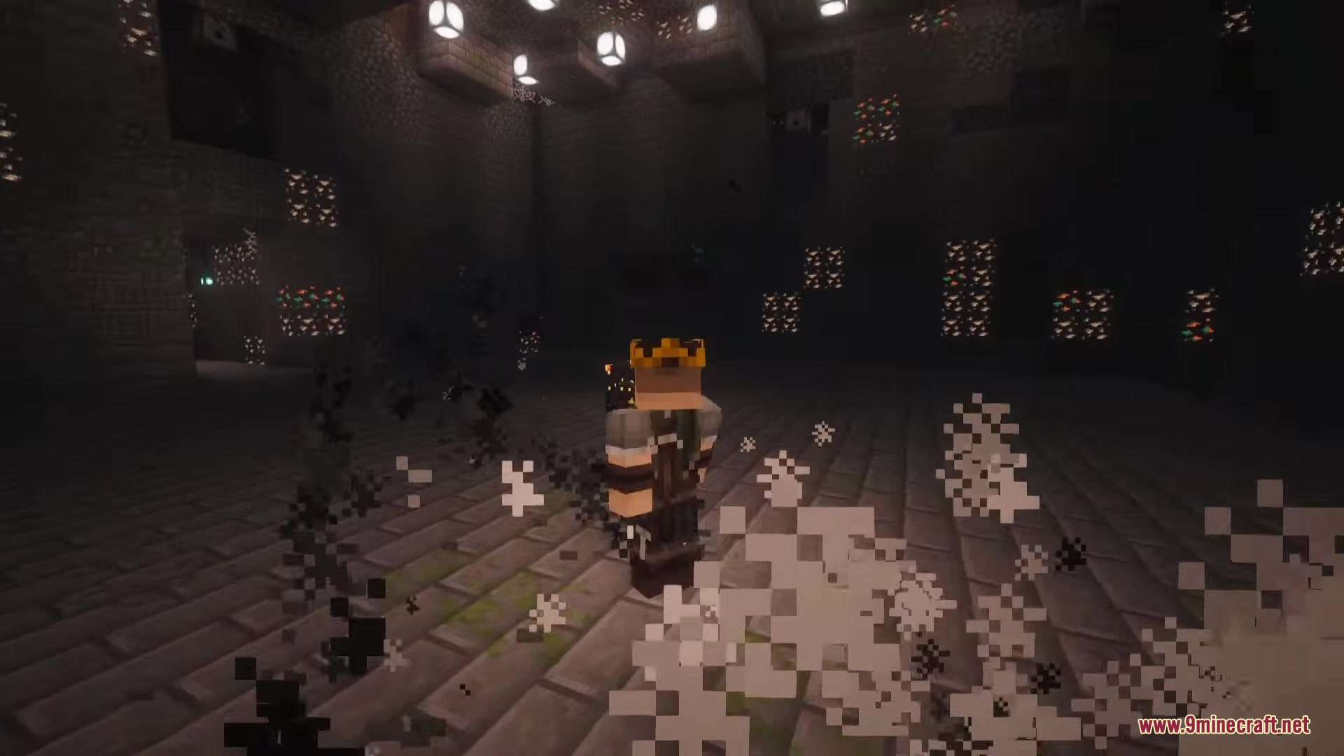 Trial Guardians Mod Screenshot 9 A player wearing a crown stands in smoke inside a dark trial chamber