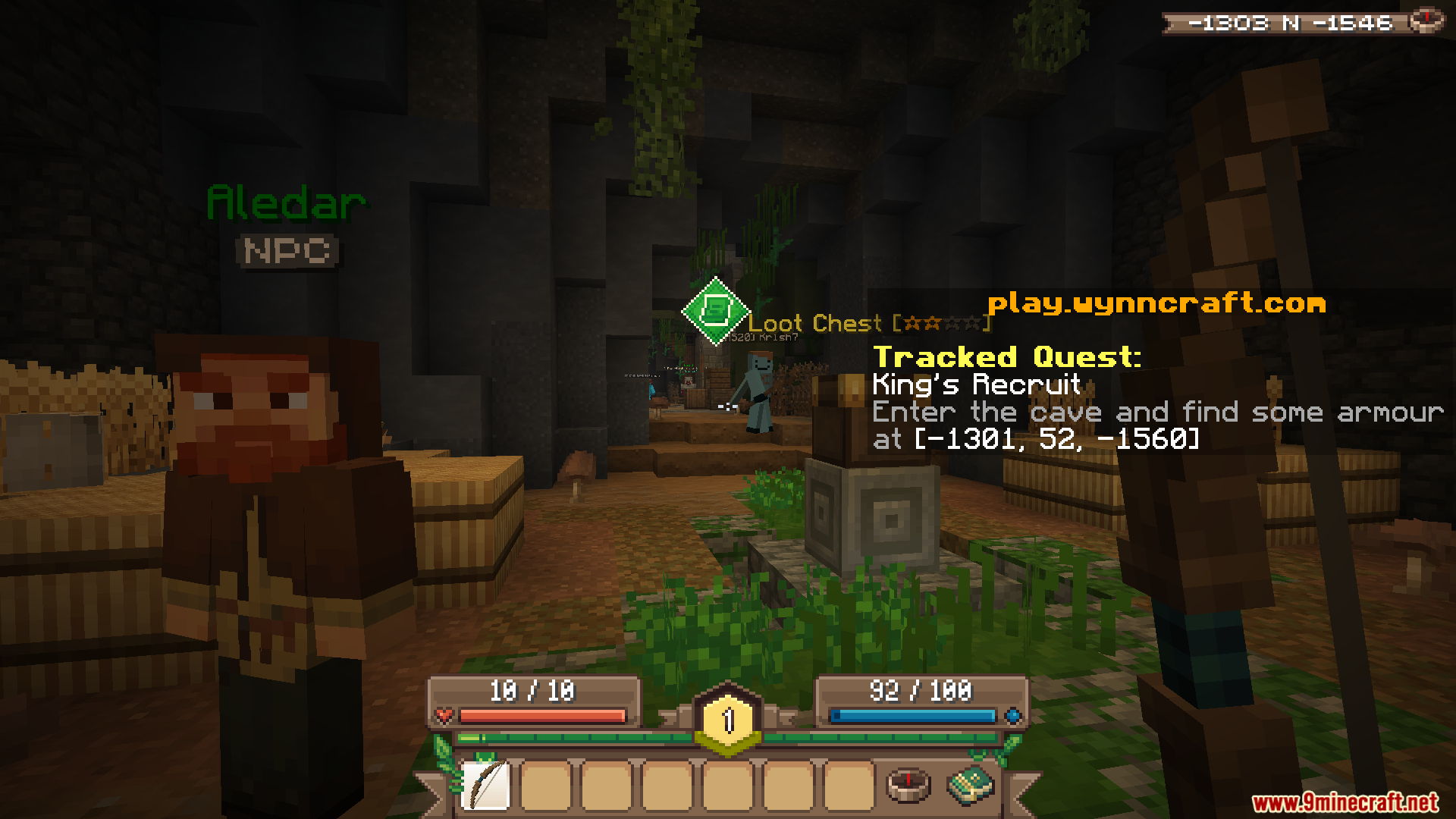 A player tracks the Kings Recruit quest while standing near NPC Aledar