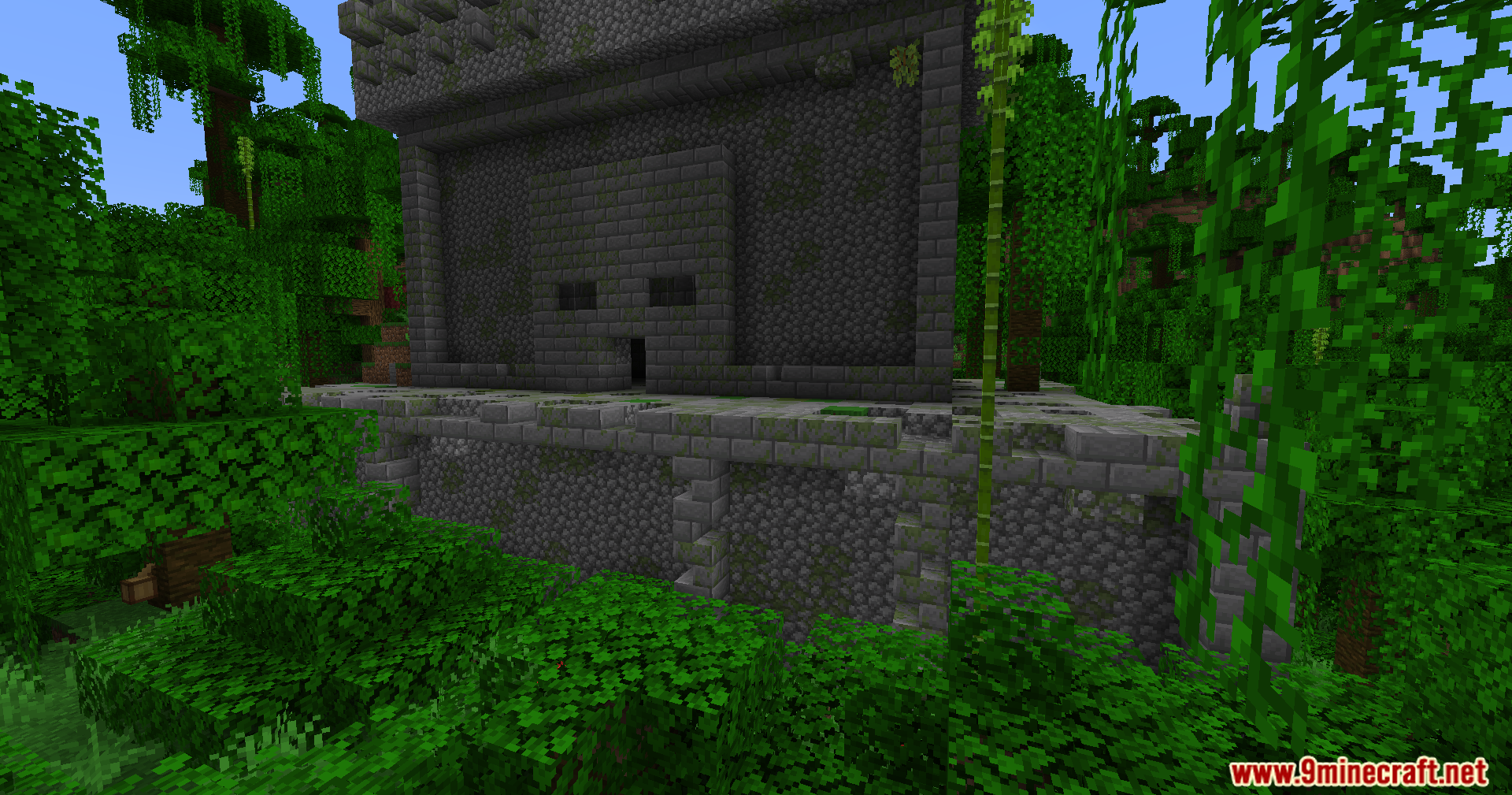 YUNG's Better Jungle Temples Mod Screenshot 4 Side view of an ancient stone temple on an elevated platform in the jungle