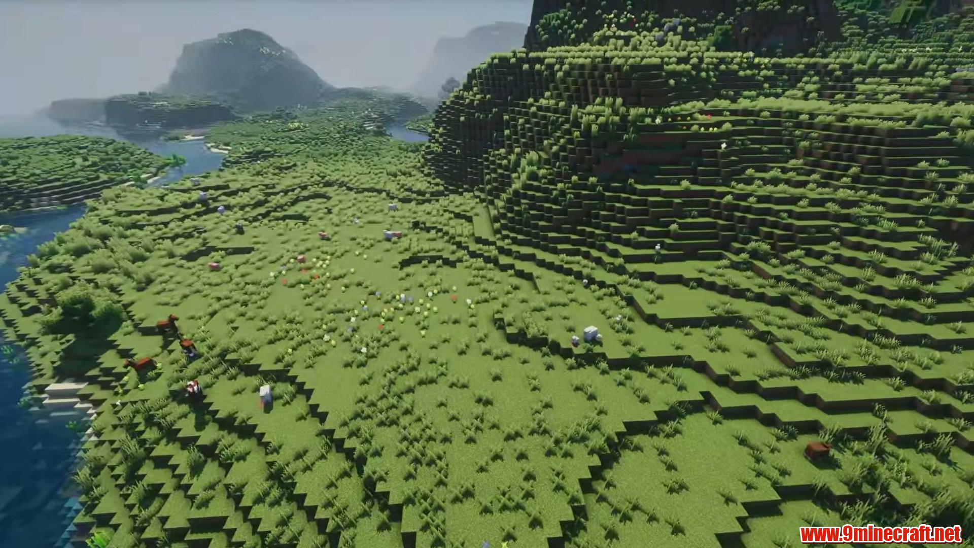 Terrain and landmarks in Minecraft seed 5276609390354319434