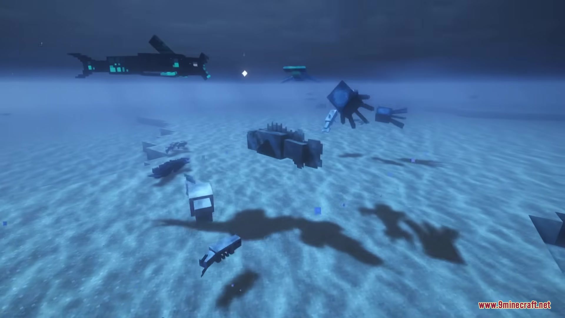 Aquatic Plus Mod Screenshot 2 New aquatic creatures from Aquatic Plus Mod swimming in clear blue water
