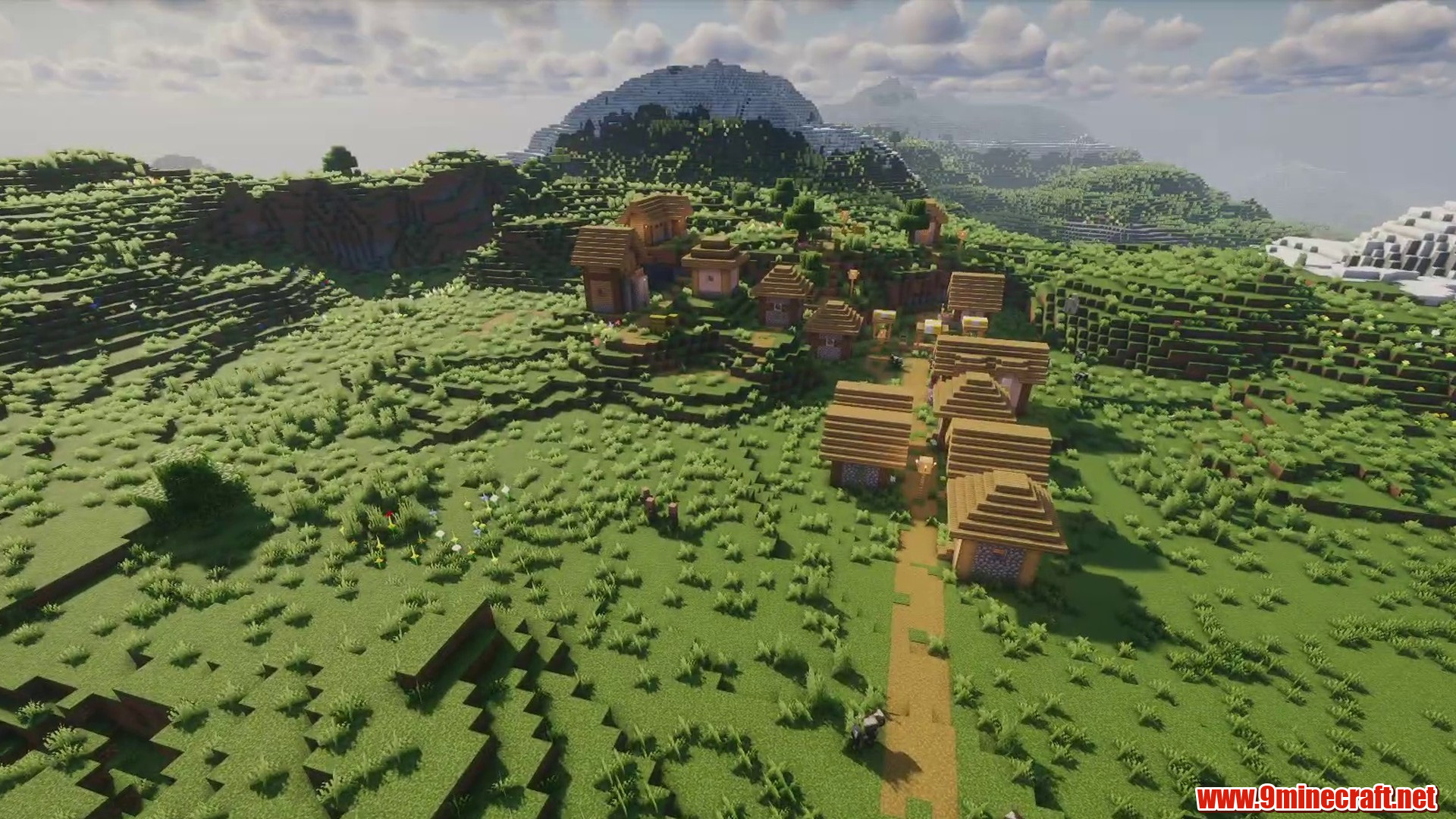 Scenic terrain from Minecraft seed -6708537865509921672