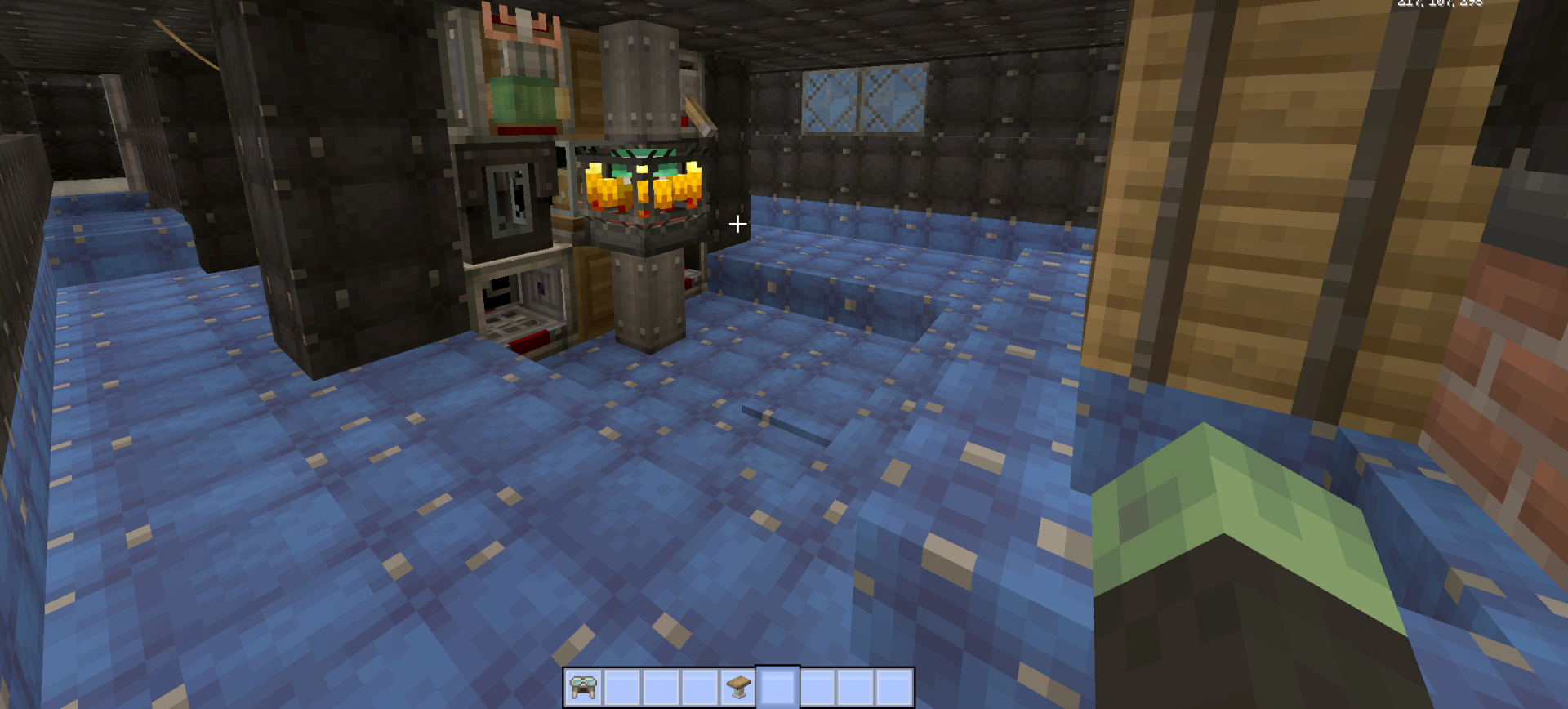 Create Aeronautics Survival Friendly Yacht by Yoda Schematic Screenshots 5 A lower deck room with blue carpet and various mechanical components