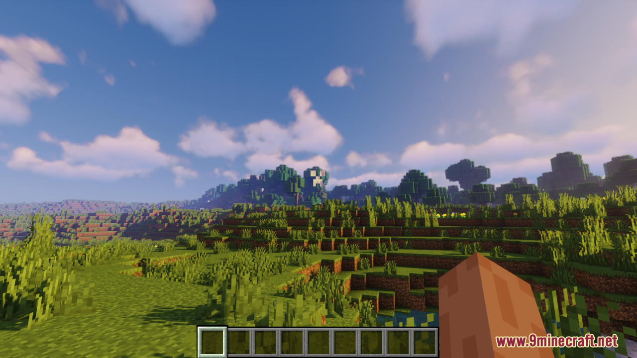 The Creeper Crosshair Resource Pack replaces the vanilla crosshair with a creeper face