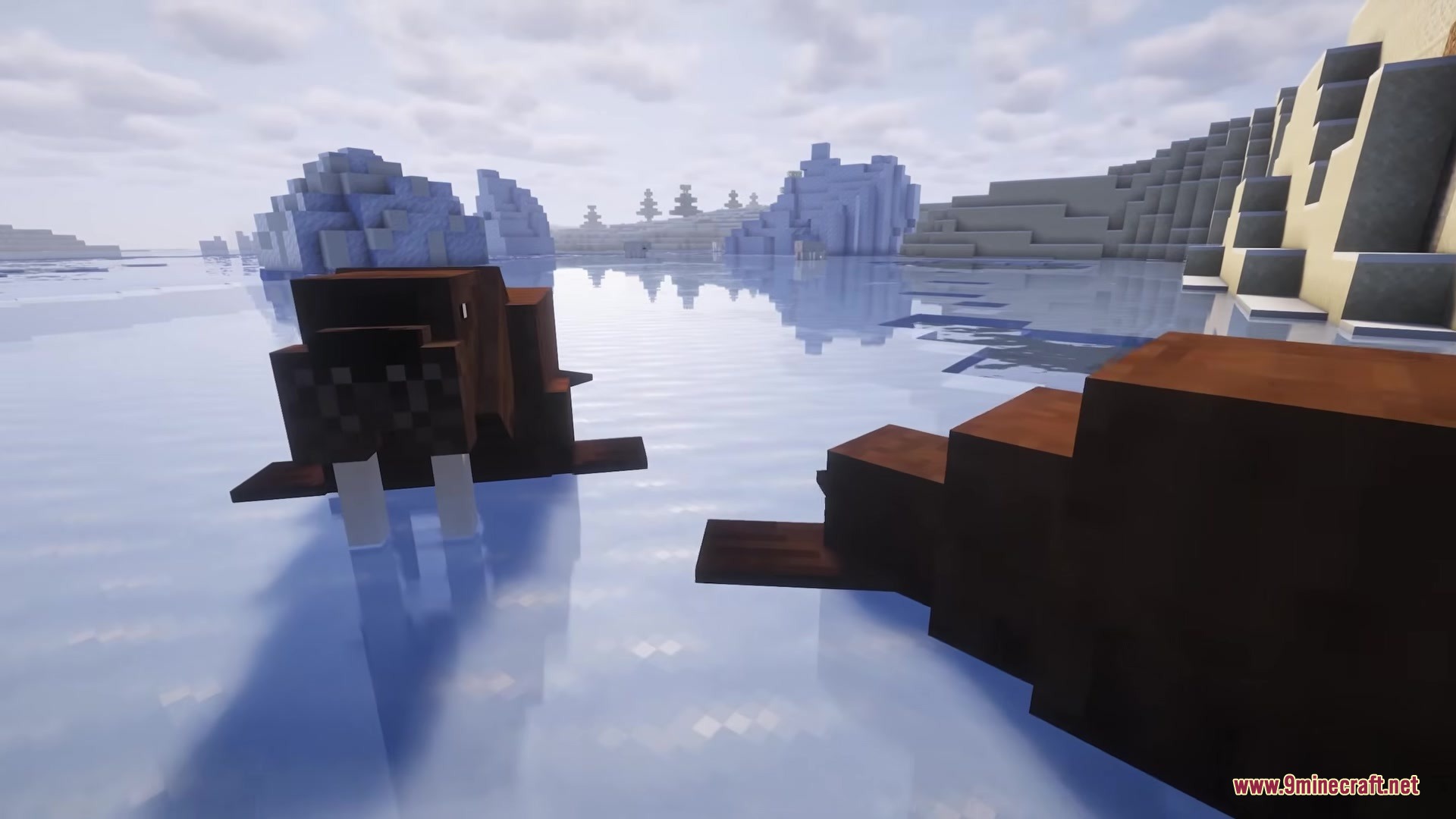Cube Animals Mod Screenshot 3 A brown walrus with white tusks from the Cube Animals Mod