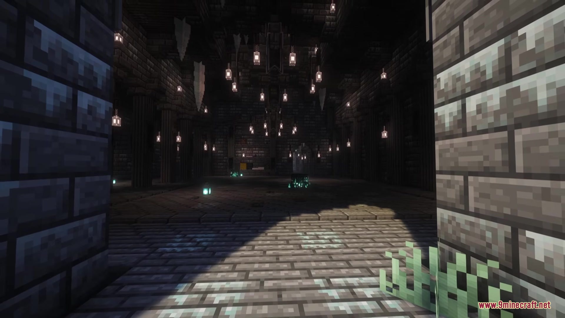 Cursed Relics Dungeons Mod Screenshot 3 A dark atmospheric dungeon chamber with stone pillars and glowing hanging lanterns
