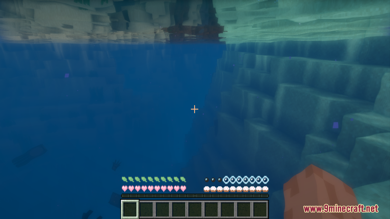 Underwater view showing customized pink hearts and cupcake hunger icons in Minecraft