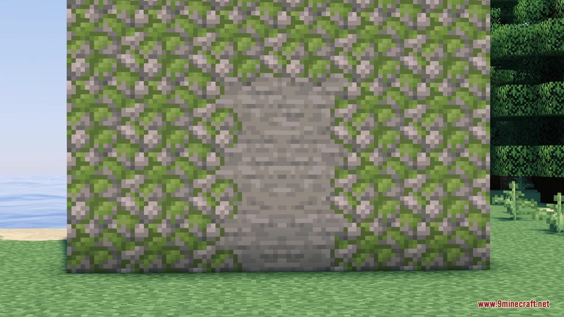 Deep Origins Overlays Resource Pack Screenshot 5 Smooth texture blending between mossy cobblestone and regular cobblestone blocks