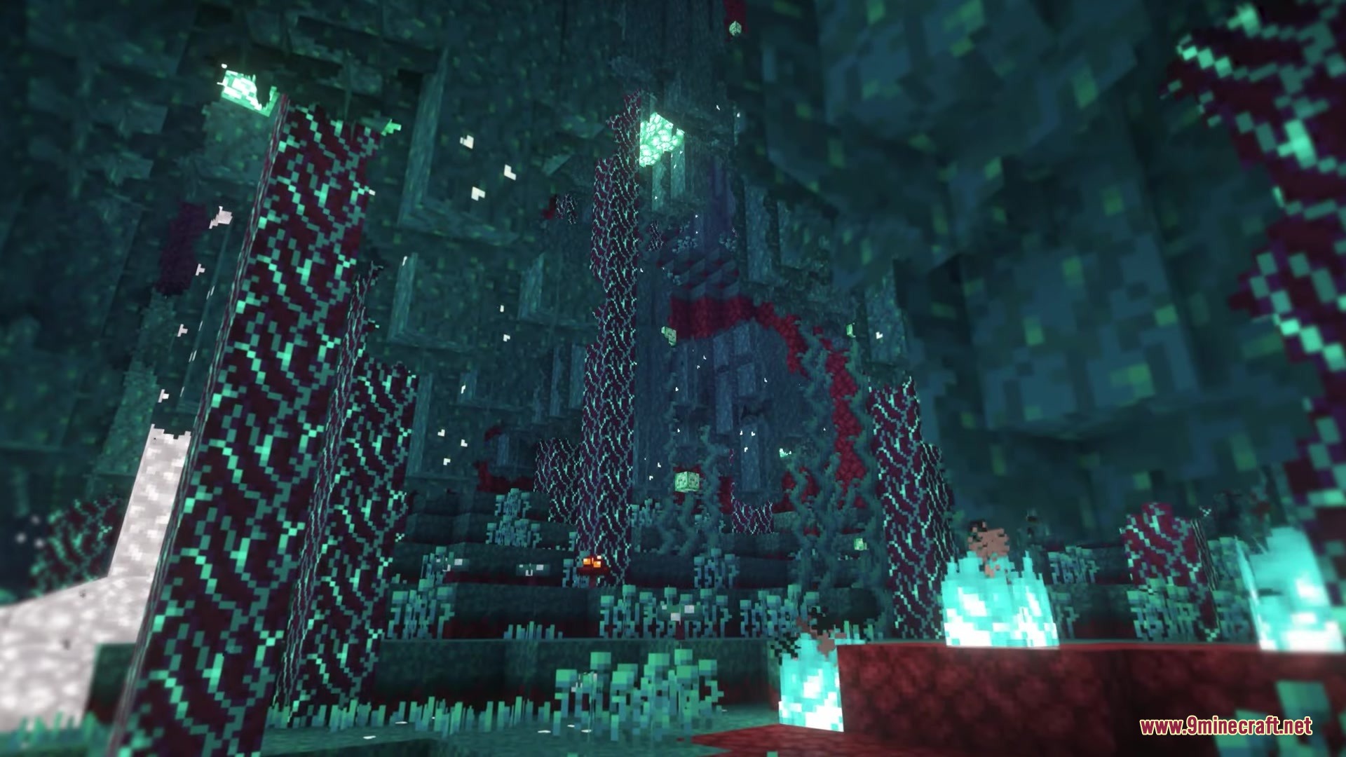 Excalibur Fresh Animations Patch Resource Pack Screenshot 2 Teal warped trees and soul fire illuminate a dark cavern in the Nether