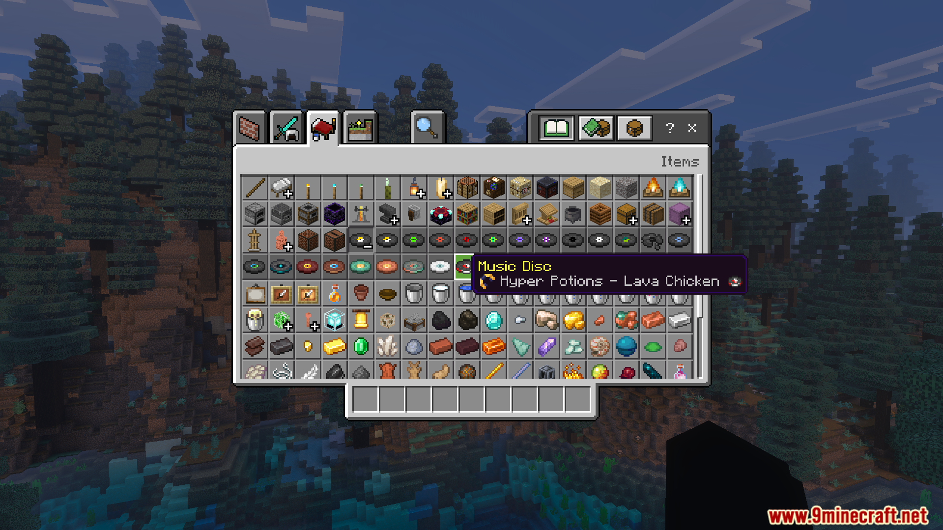 Creative inventory items tab displaying various objects with helpful small icons