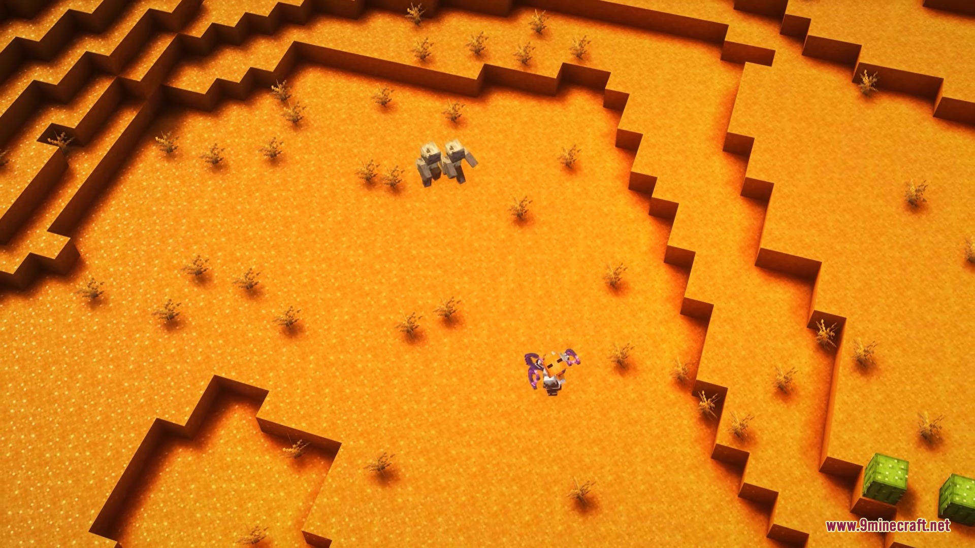 Iden's Decor Mod Screenshot 6 Top down view of a player and two husks in a sandy desert