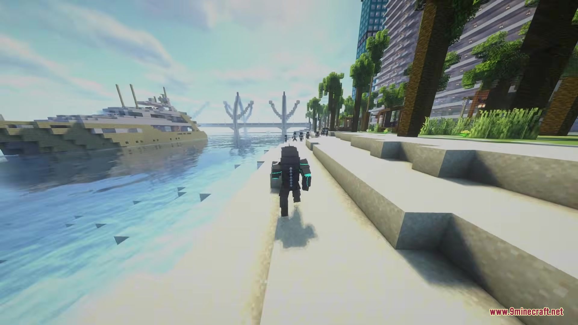 Kaiju Kraft Mod Screenshot 2 A player in a black combat suit runs along a beach near a yacht