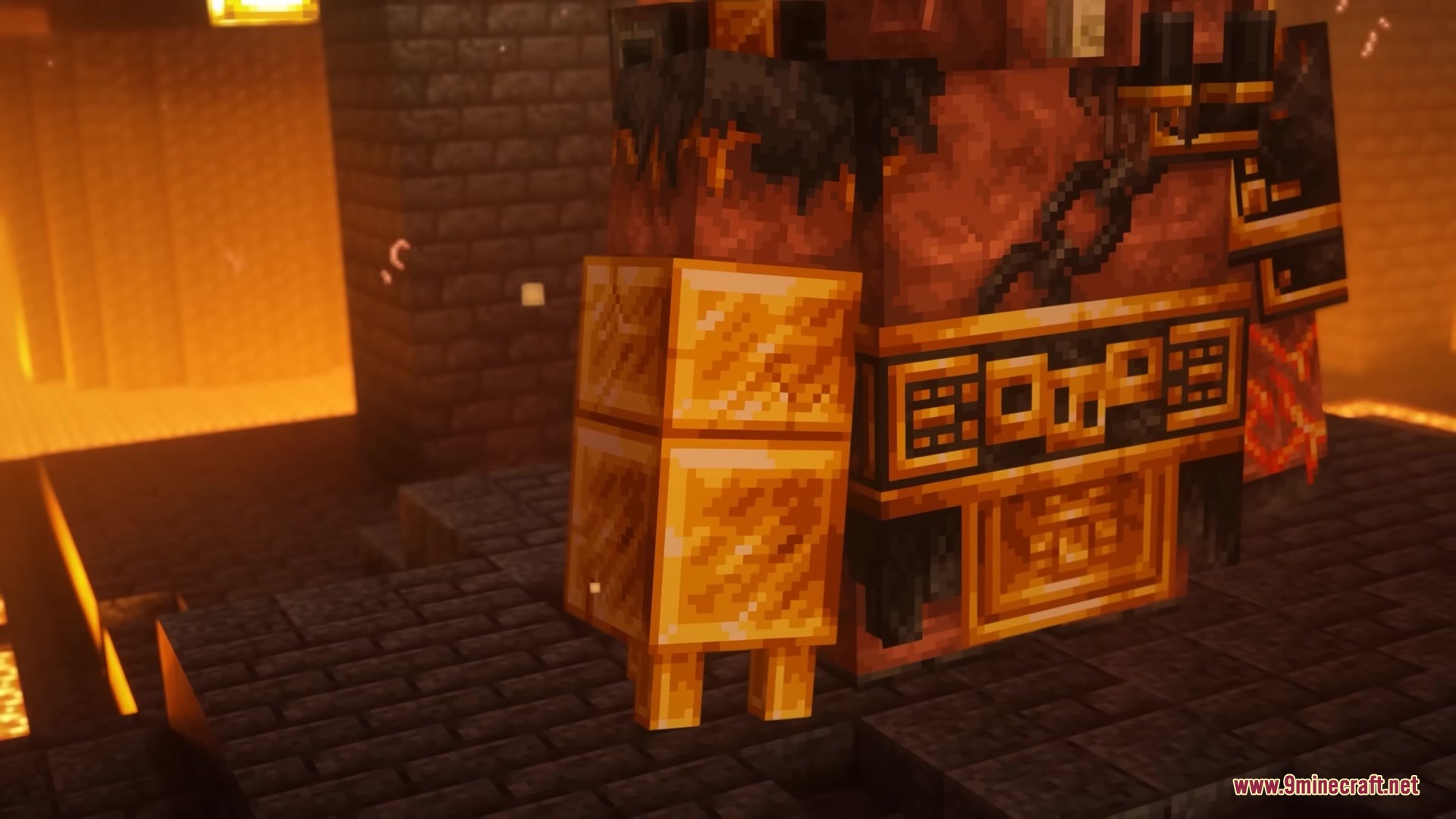 Legionary Mod Screenshot 16 Close up view of the golden armor and chains on the giant boss