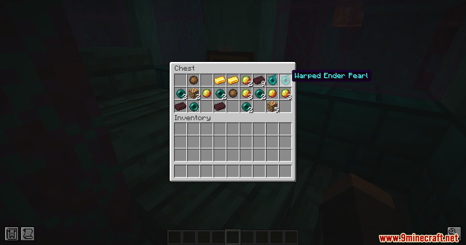 Minecraft chest interface displaying warped ender pearls and valuable netherite scraps