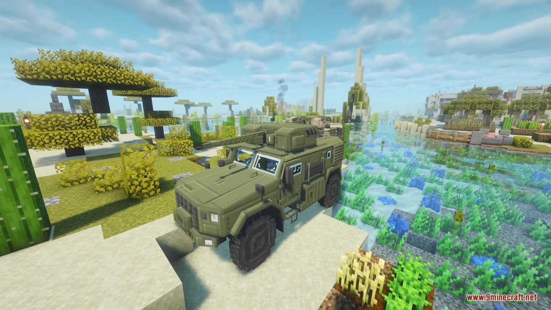 MCSP Military Vehicle Pack Mod Screenshot 1 Green armored vehicle from the MCSP Military Vehicle Pack Mod in Minecraft
