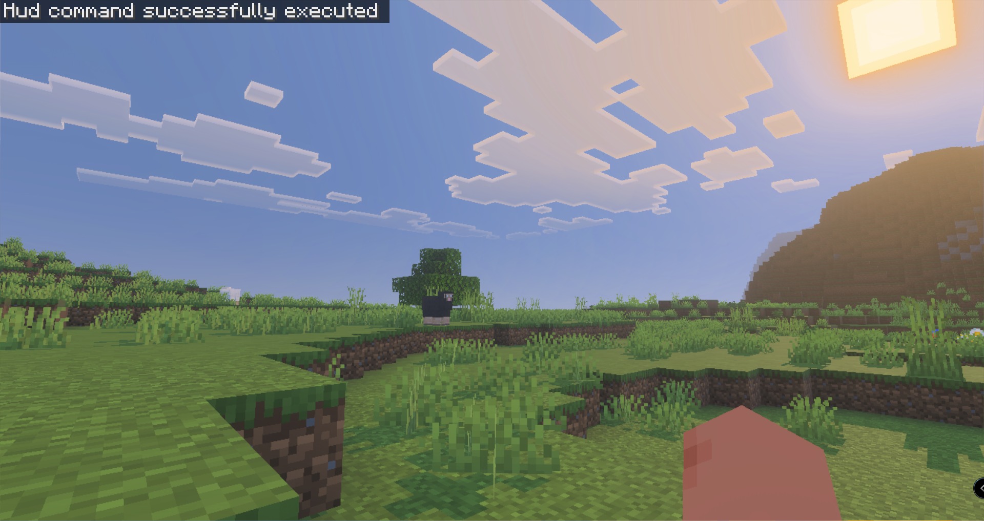 System Dynamic Light Addon Screenshot 6 Bright sunny day in a Minecraft world with green grass and rolling hills