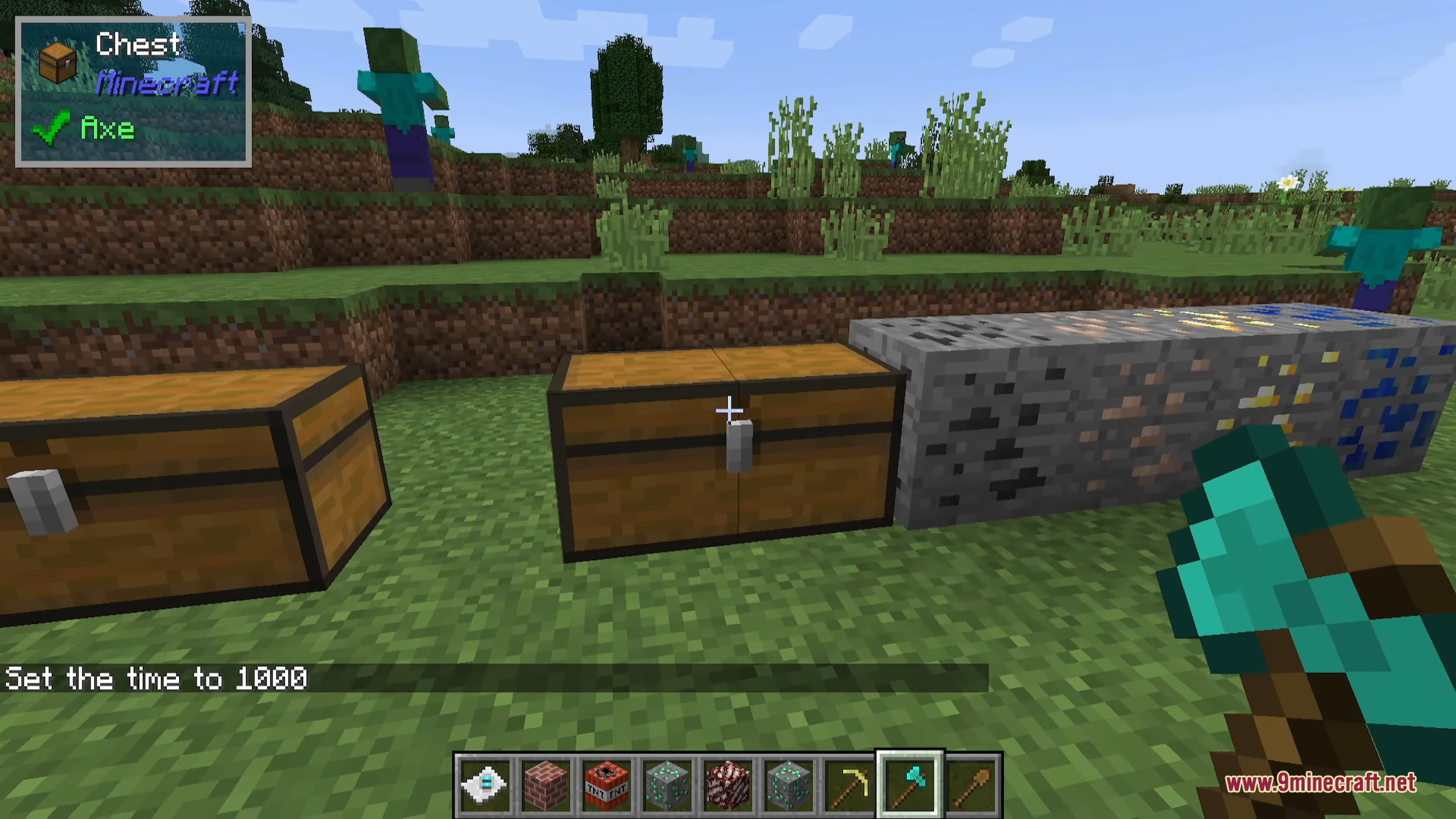 The One Probe 9minecraft Mod Screenshot 1 The One Probe mod displays helpful information about a chest in Minecraft