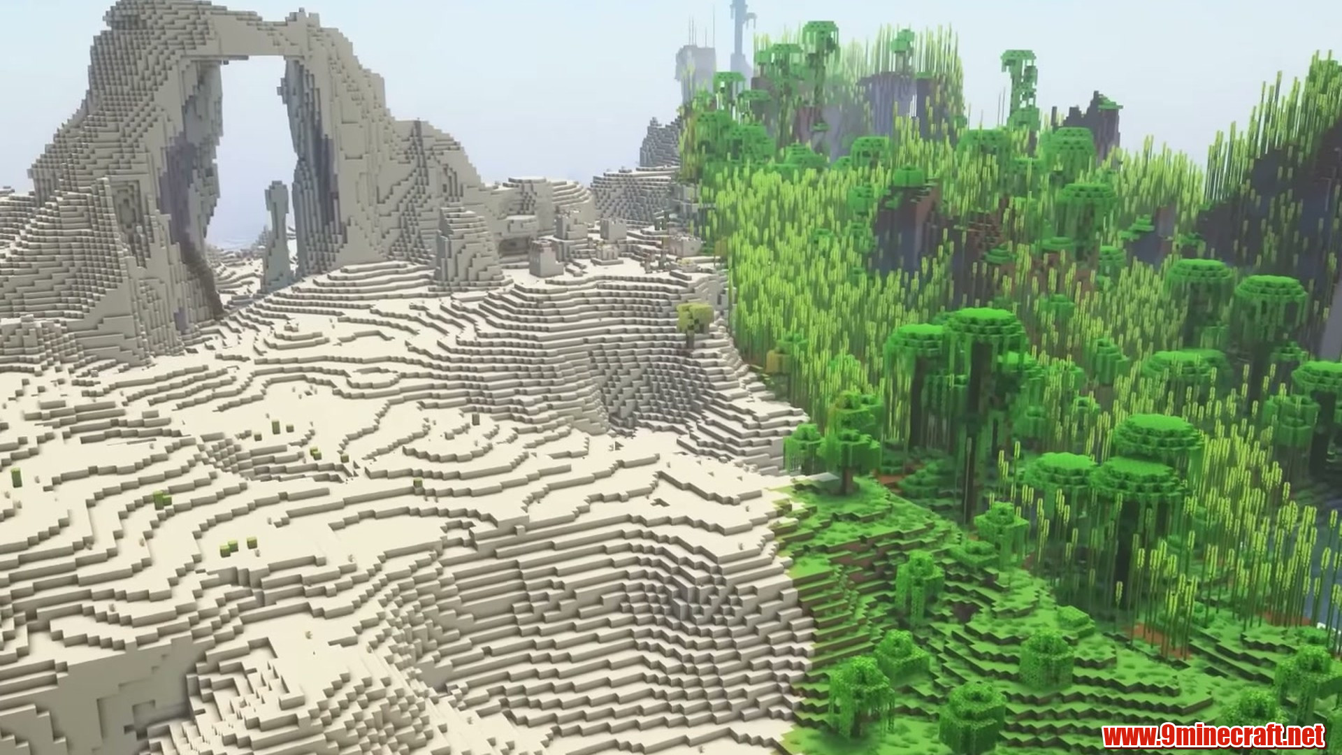 Natural desert arch beside bamboo jungle in Minecraft seed 694269426942704441