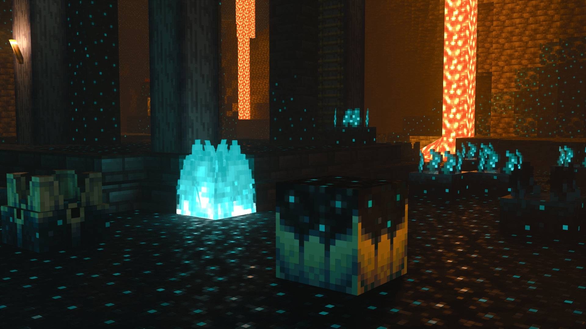 Ray tracing lighting effects on sculk blocks soul fire and lava in caves
