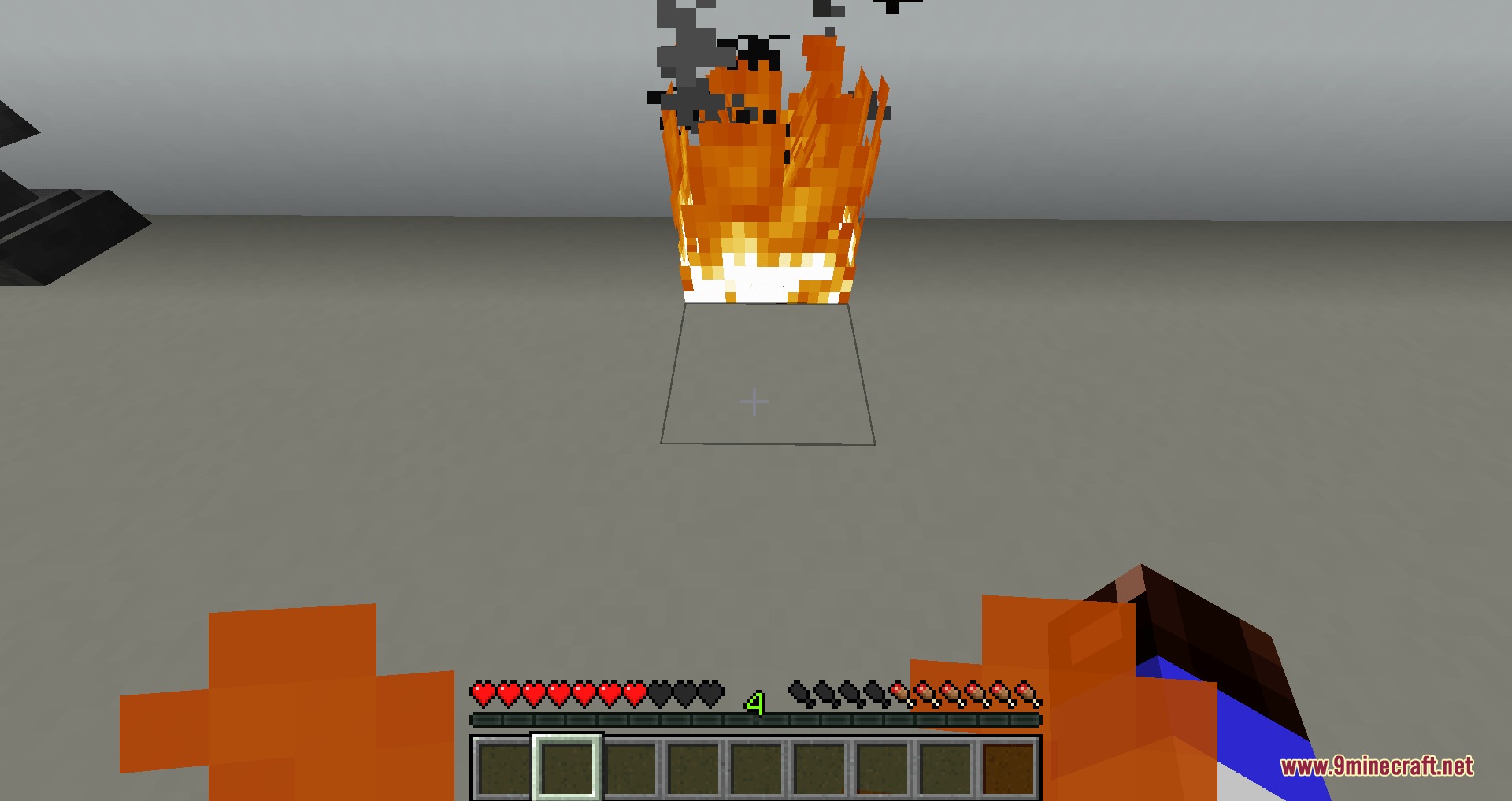 BETTER FIRE PVP Resource Pack Screenshot 1 The Better Fire PvP pack reduces the screen flame height for clear vision