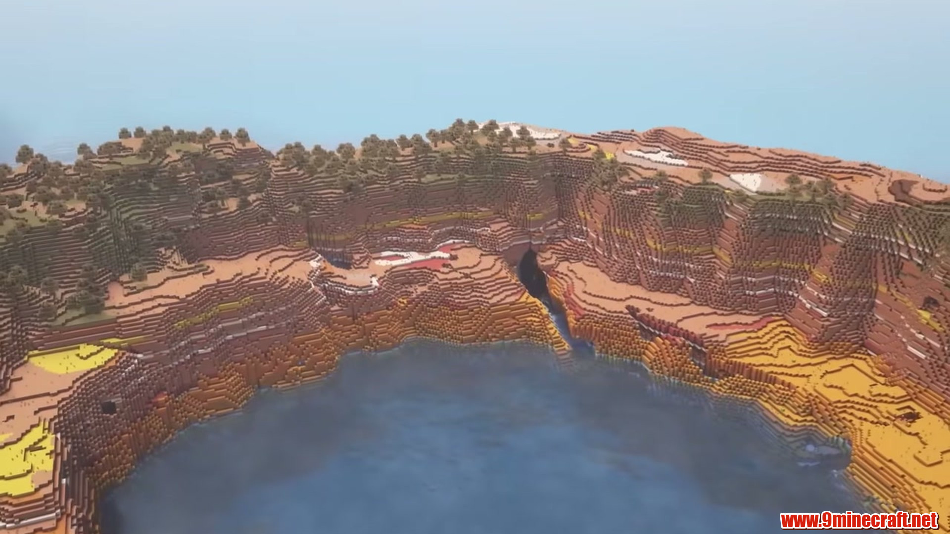 Badlands Crater Lake in Minecraft seed 6942694272403025751