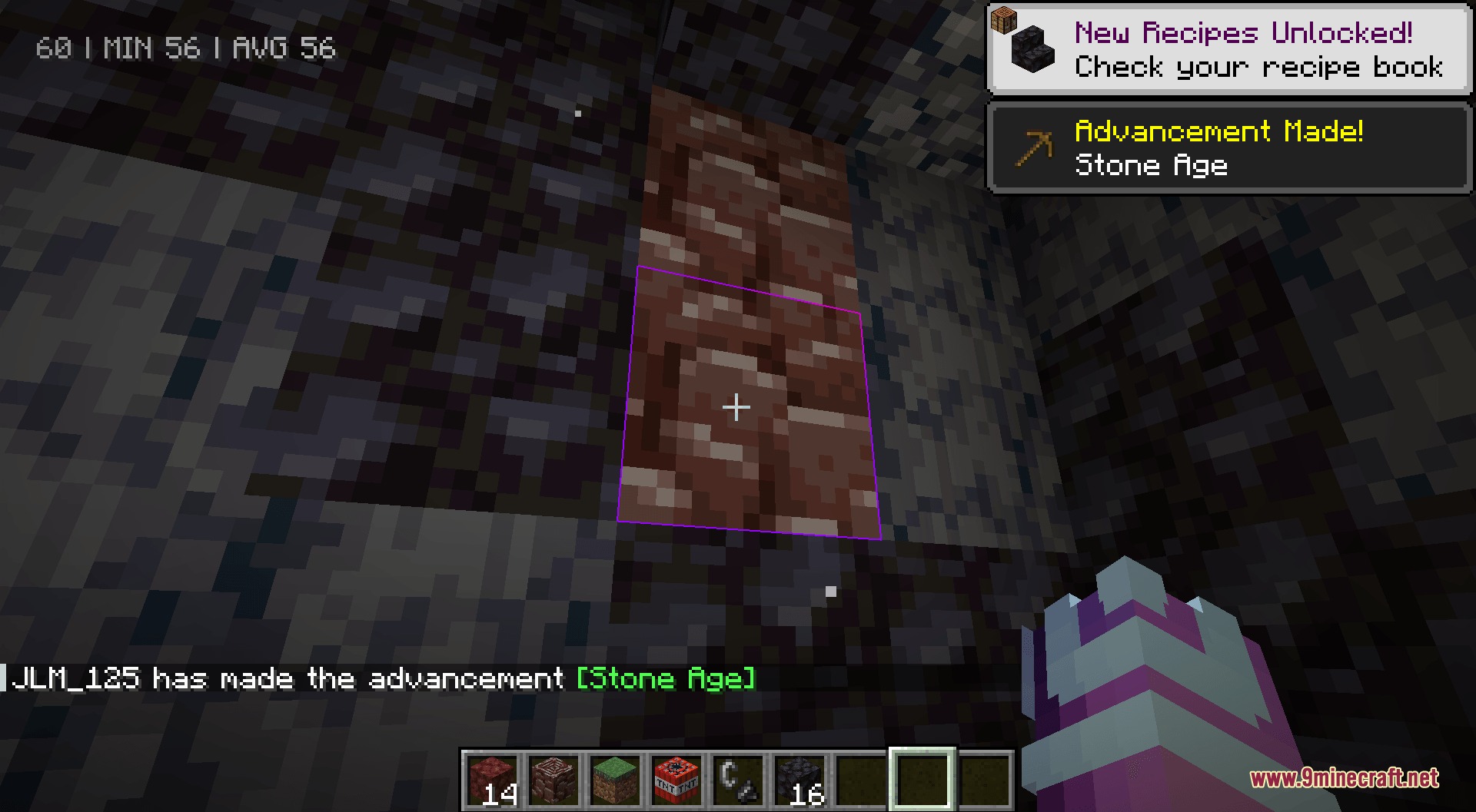 Better Rainbow Outlines Resource Pack Screenshot 3 Better Rainbow Outlines showing a purple block selection border in Minecraft