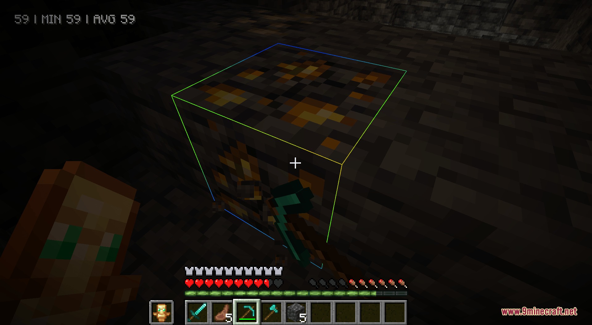 Better Rainbow Outlines Resource Pack Screenshot 6 Better Rainbow Outlines resource pack showing a colorful border on a gold block