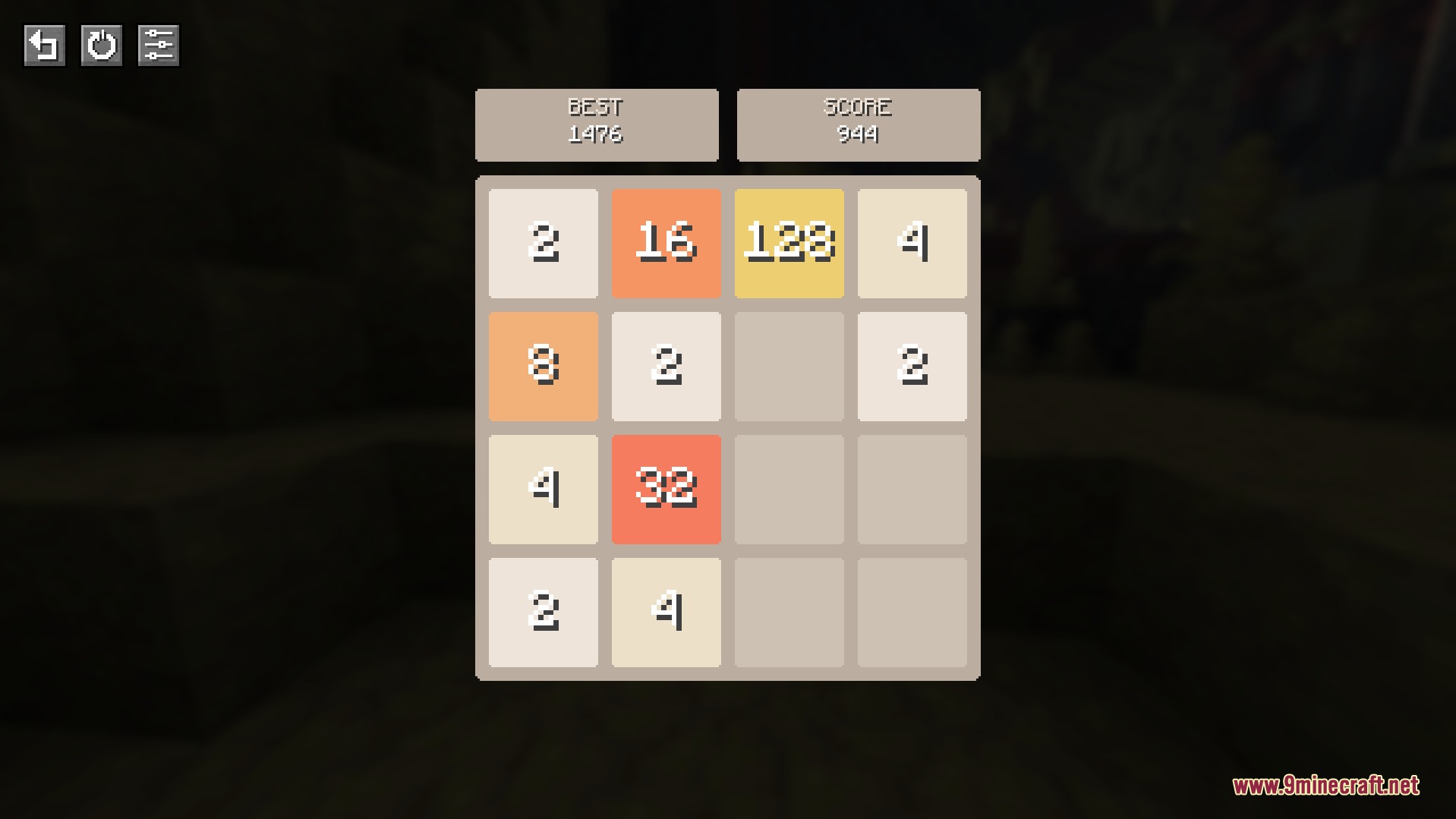 A player playing the 2048 puzzle game within the Minecraft user interface