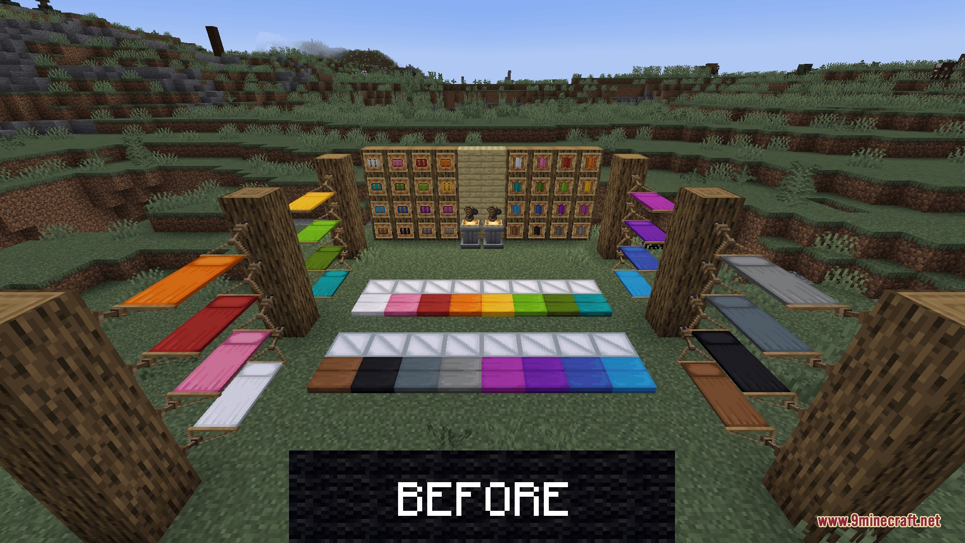 Comforts Modernized Resource Pack Screenshot 6 A display of colorful sleeping bags and hammocks with original classic textures