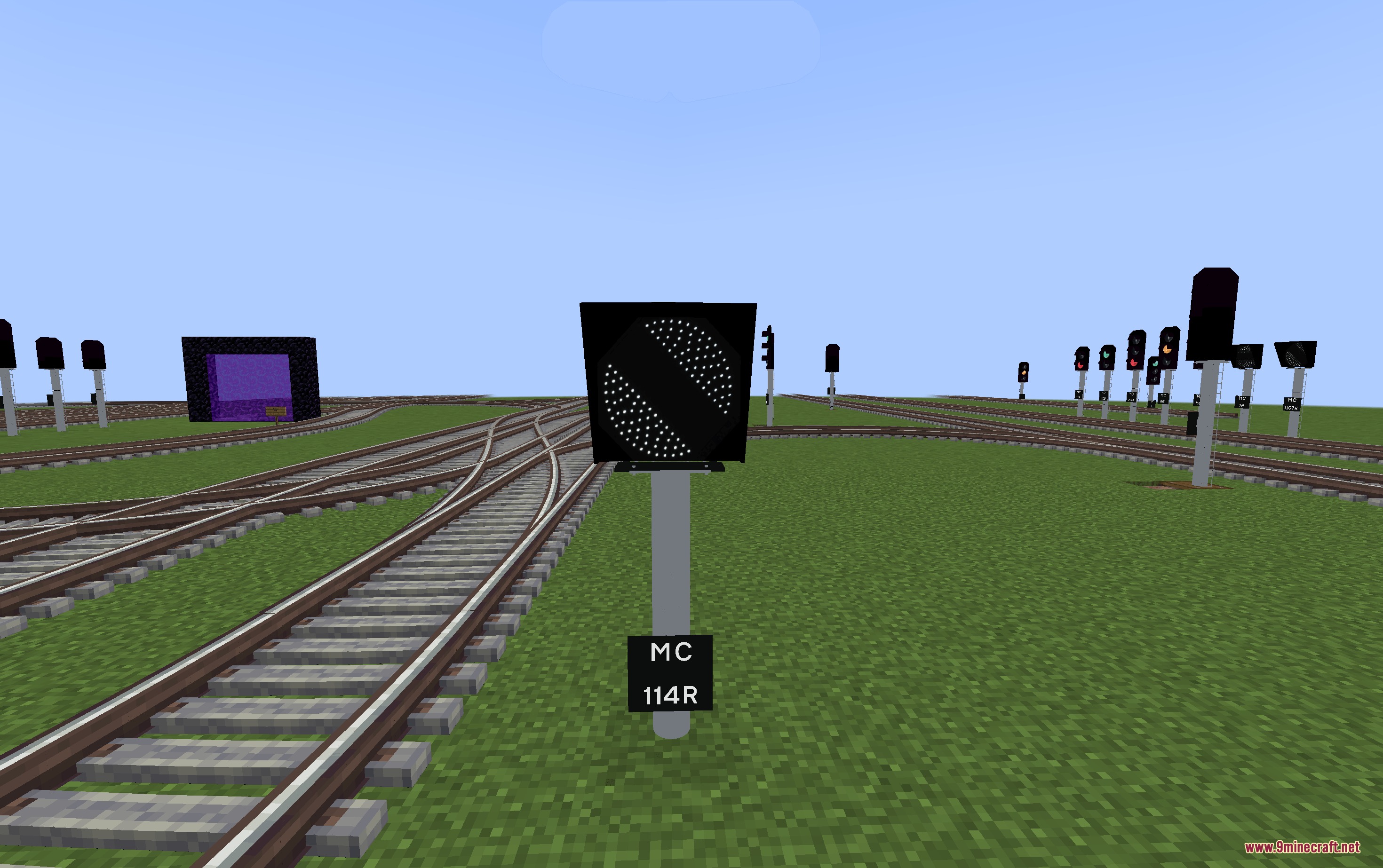 Create Realistic Railways Mod Screenshot 5 A banner repeater signal displays a diagonal line near a railway junction