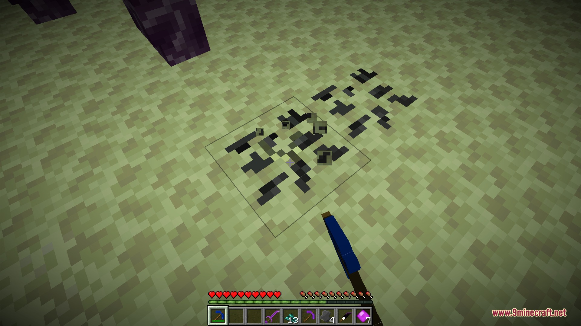 Enderfy Mod Screenshot 7 Mining new ore deposits with a specialized tool in the End dimension