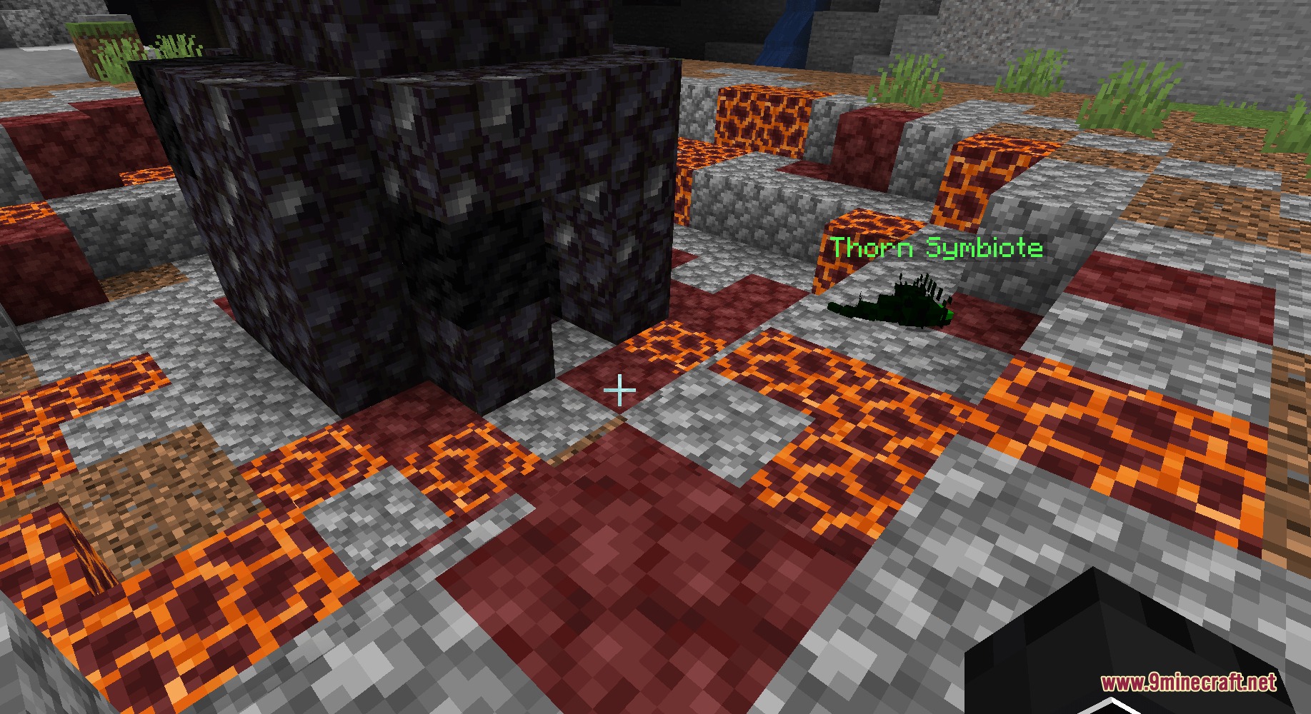 A Thorn Symbiote entity crawling near a dark meteorite structure in Minecraft