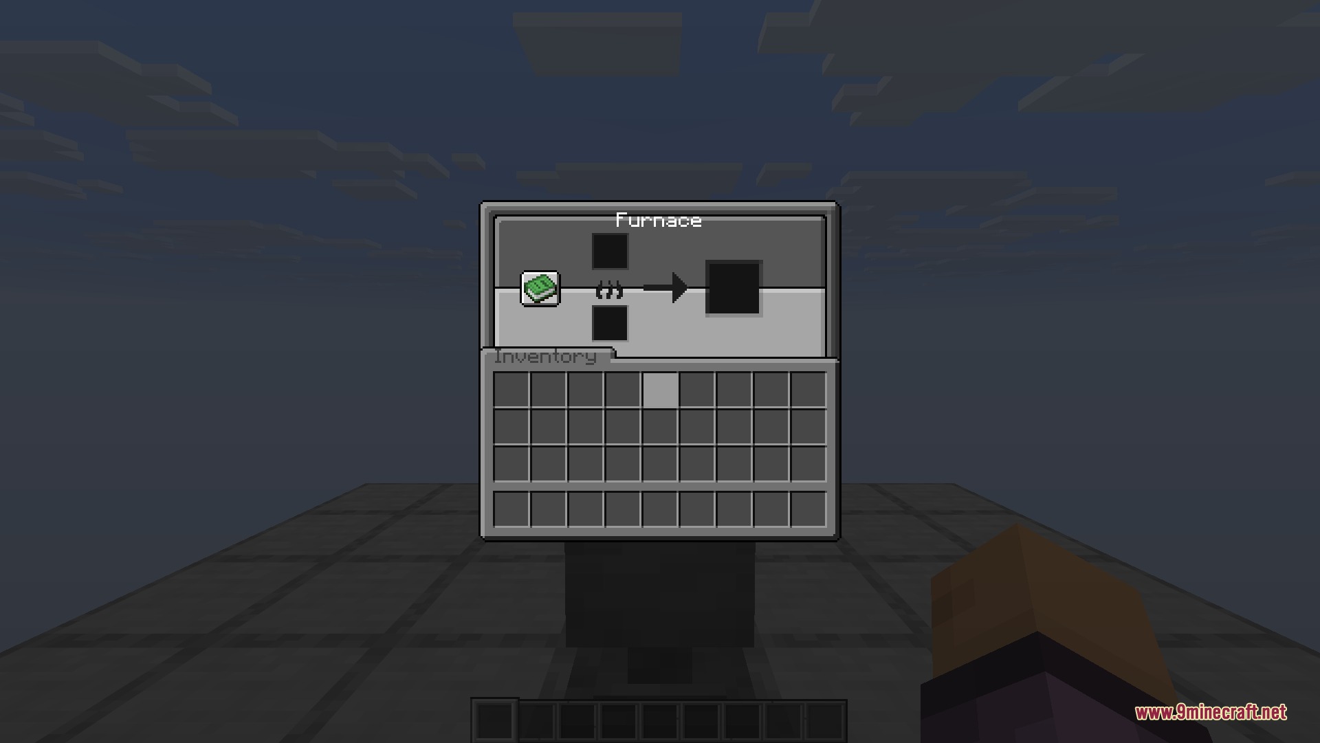 Fancy GUI Overhaul features a sleek dark furnace menu in Minecraft