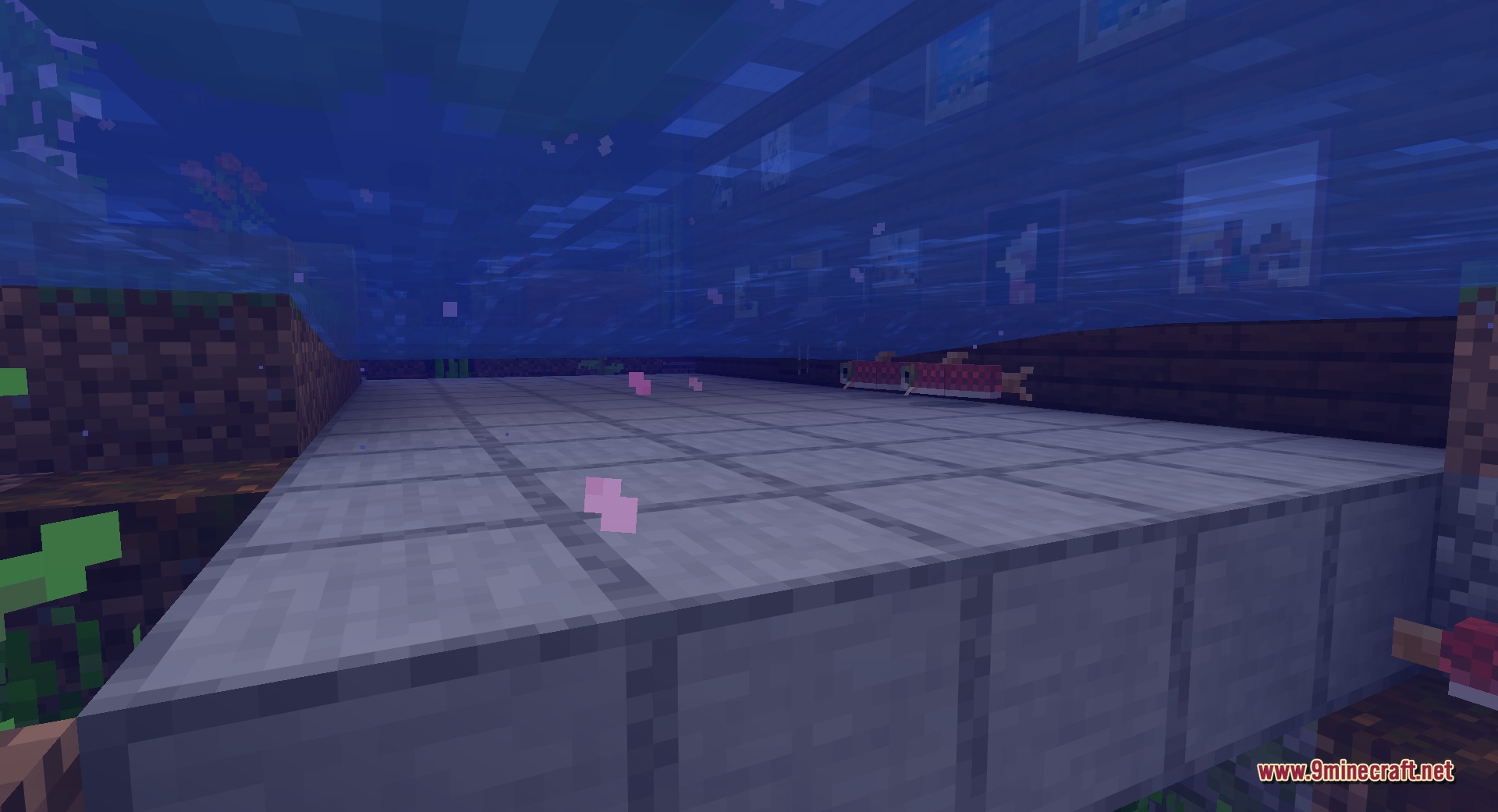 Fast Paintings 9minecraft Mod Screenshot 7 Salmon swimming near an underwater stone platform with paintings on the wall