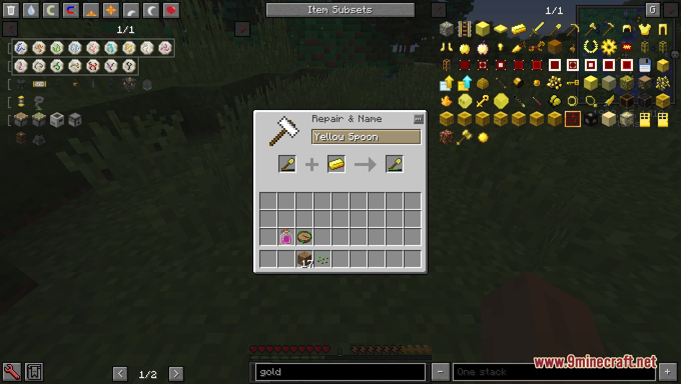 Gaia Tweaks Mod Screenshot 1 Repairing and renaming a golden shovel in the Gaia Tweaks anvil interface