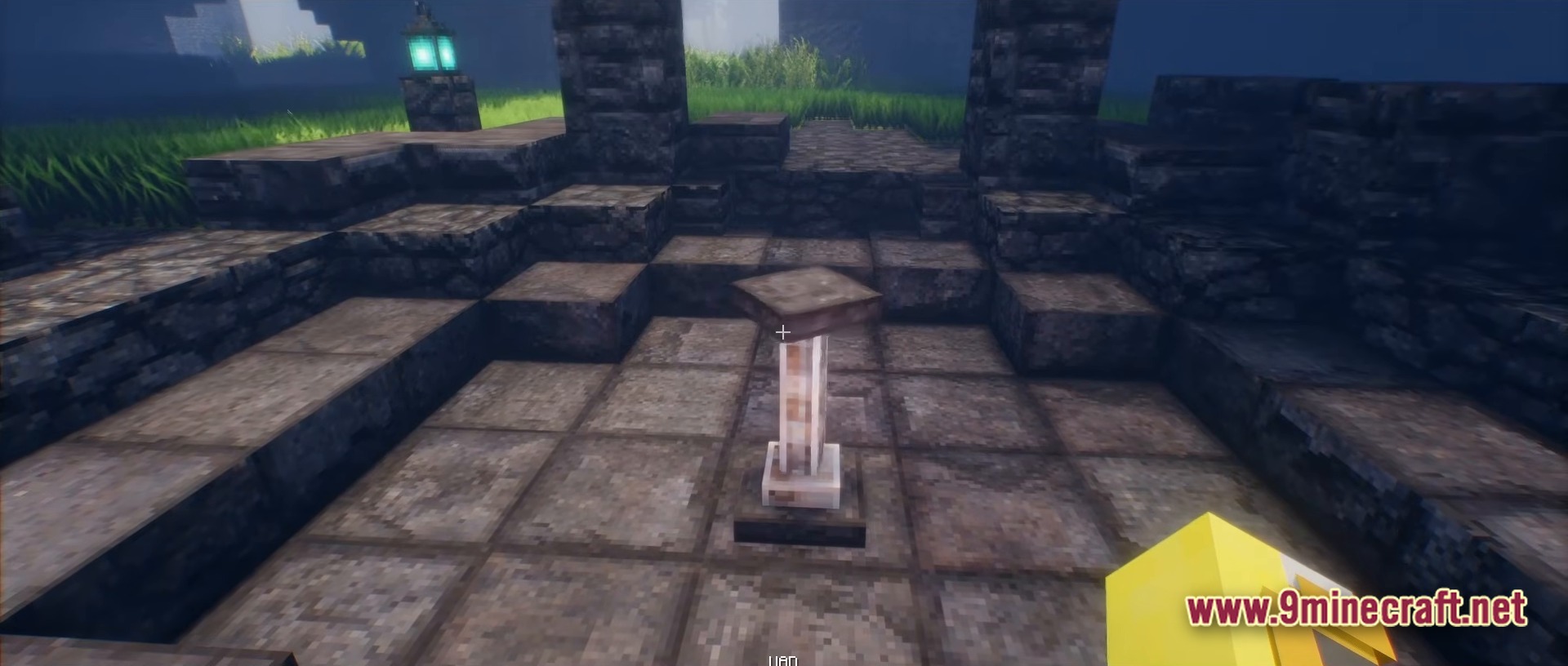 HYPNOPHOBIA Map Modpack Screenshot 9 A small stone pedestal stands in the center of a ruined stone courtyard with a soul lantern