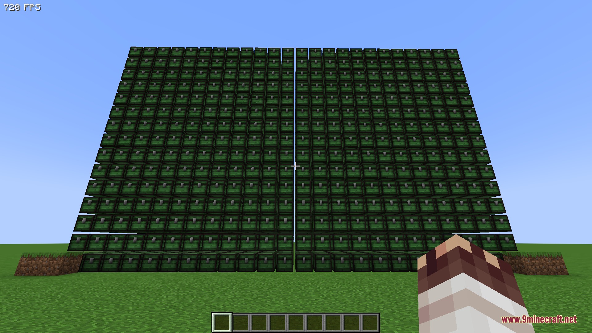 A massive wall of green chests showing high FPS in Minecraft