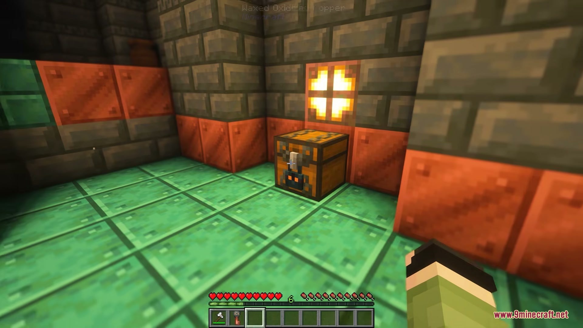 Lucky's Locksmith Mod Screenshot 6 Player holding a key to open a trial locked chest in Minecraft
