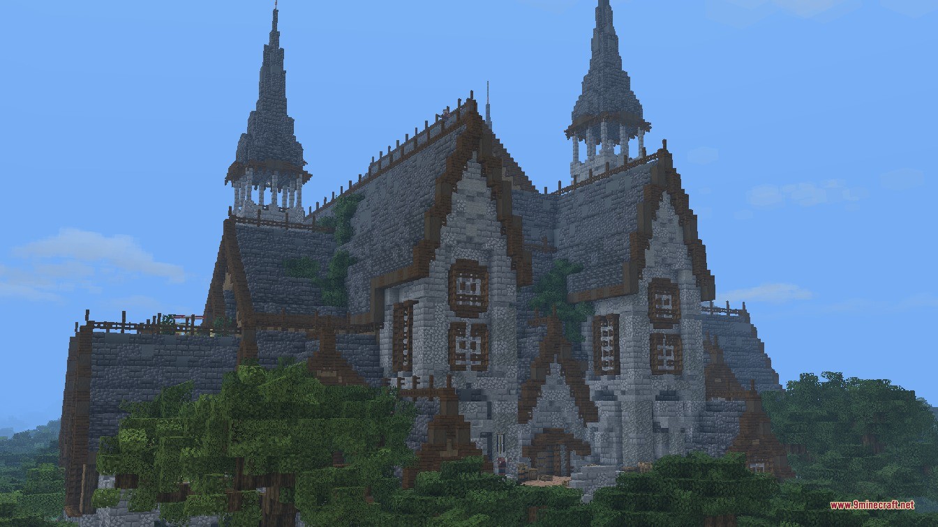 Luki's Woodland Mansions Data Pack Screenshot 1 Luki Woodland Mansions Data Pack features a large stone building with tall spires